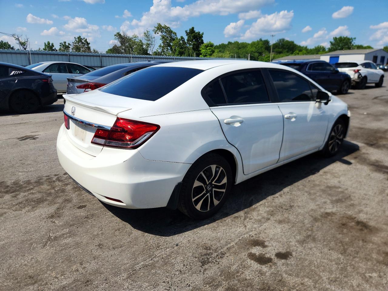 2014 Honda Civic Ex White vin: 19XFB2F82EE206707