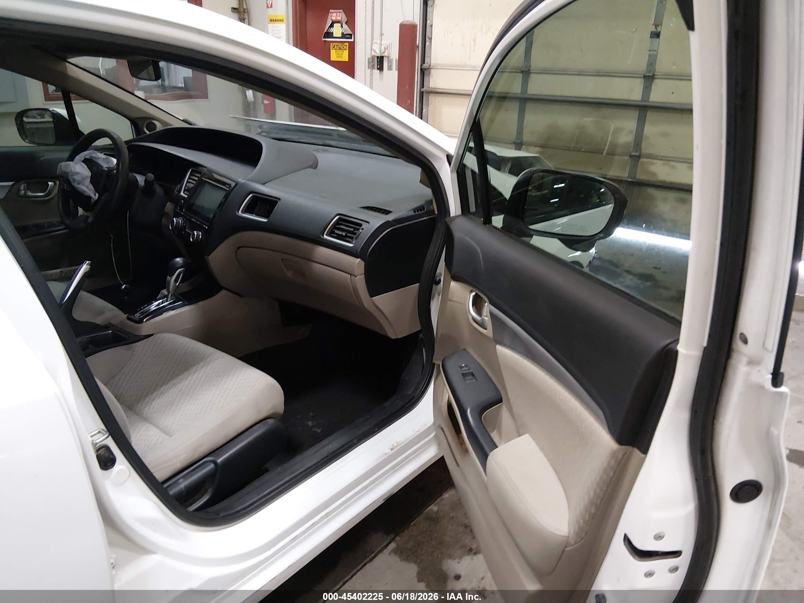 2014 Honda Civic Ex White vin: 19XFB2F82EE208215