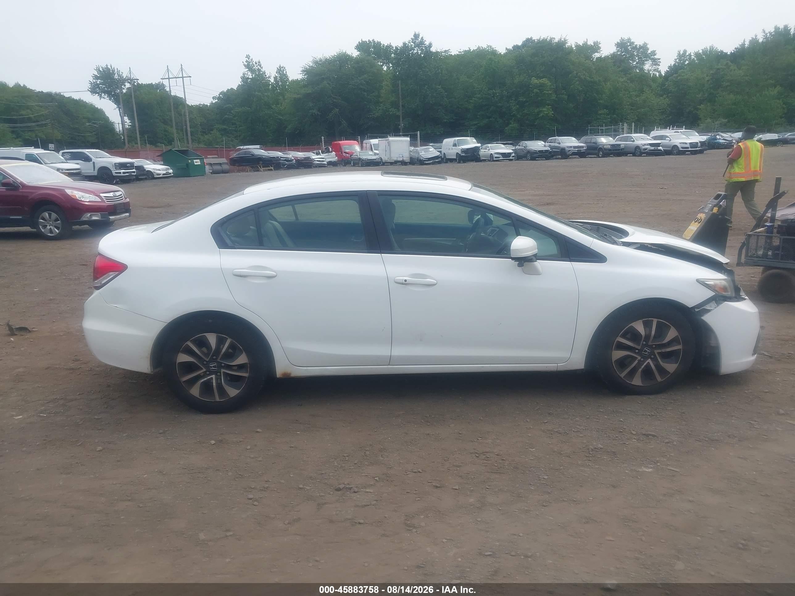 2014 Honda Civic Ex White vin: 19XFB2F82EE232367
