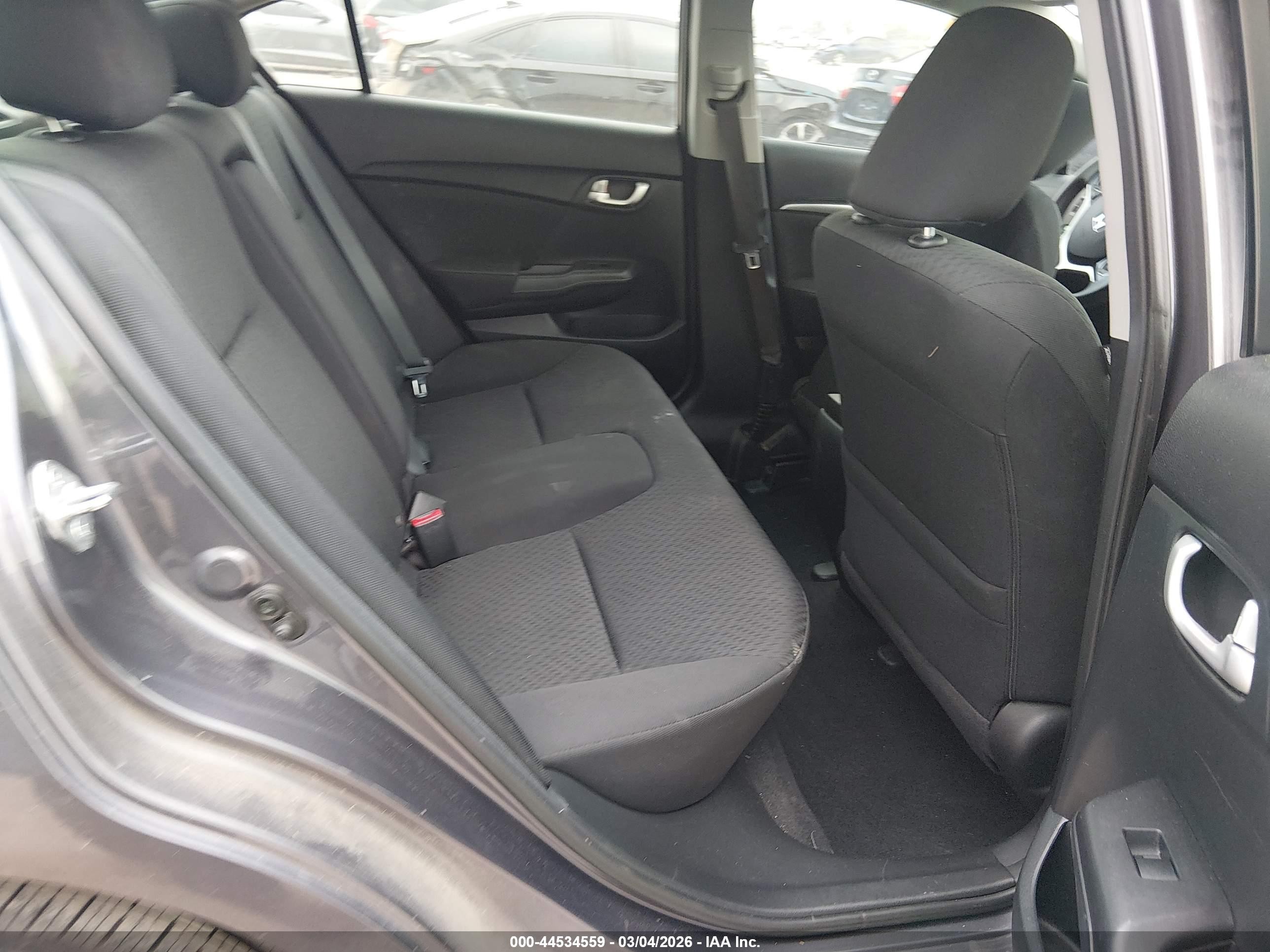 2015 Honda Civic Ex Серебряный vin: 19XFB2F82FE083024