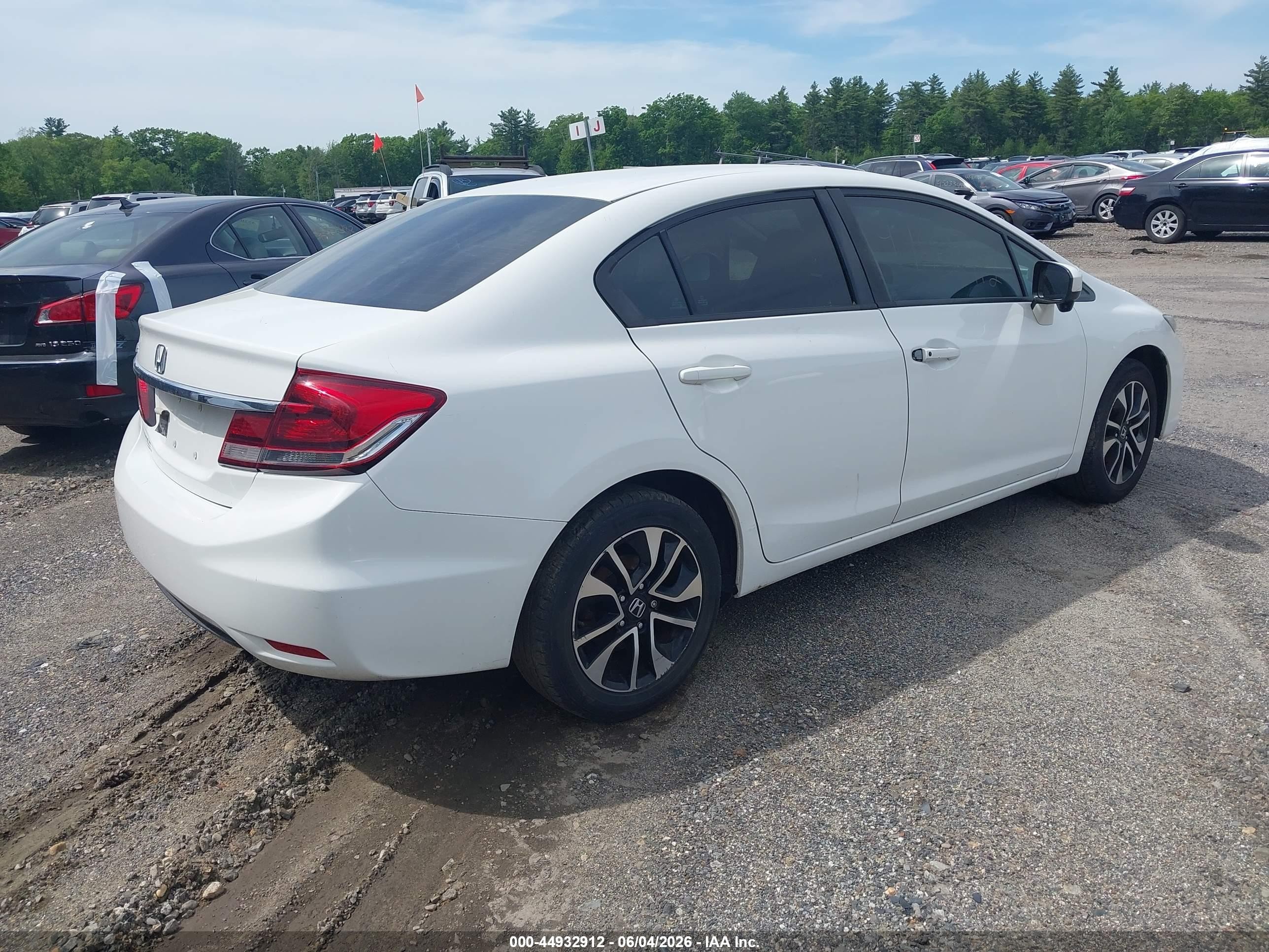 2015 Honda Civic Ex White vin: 19XFB2F82FE280341