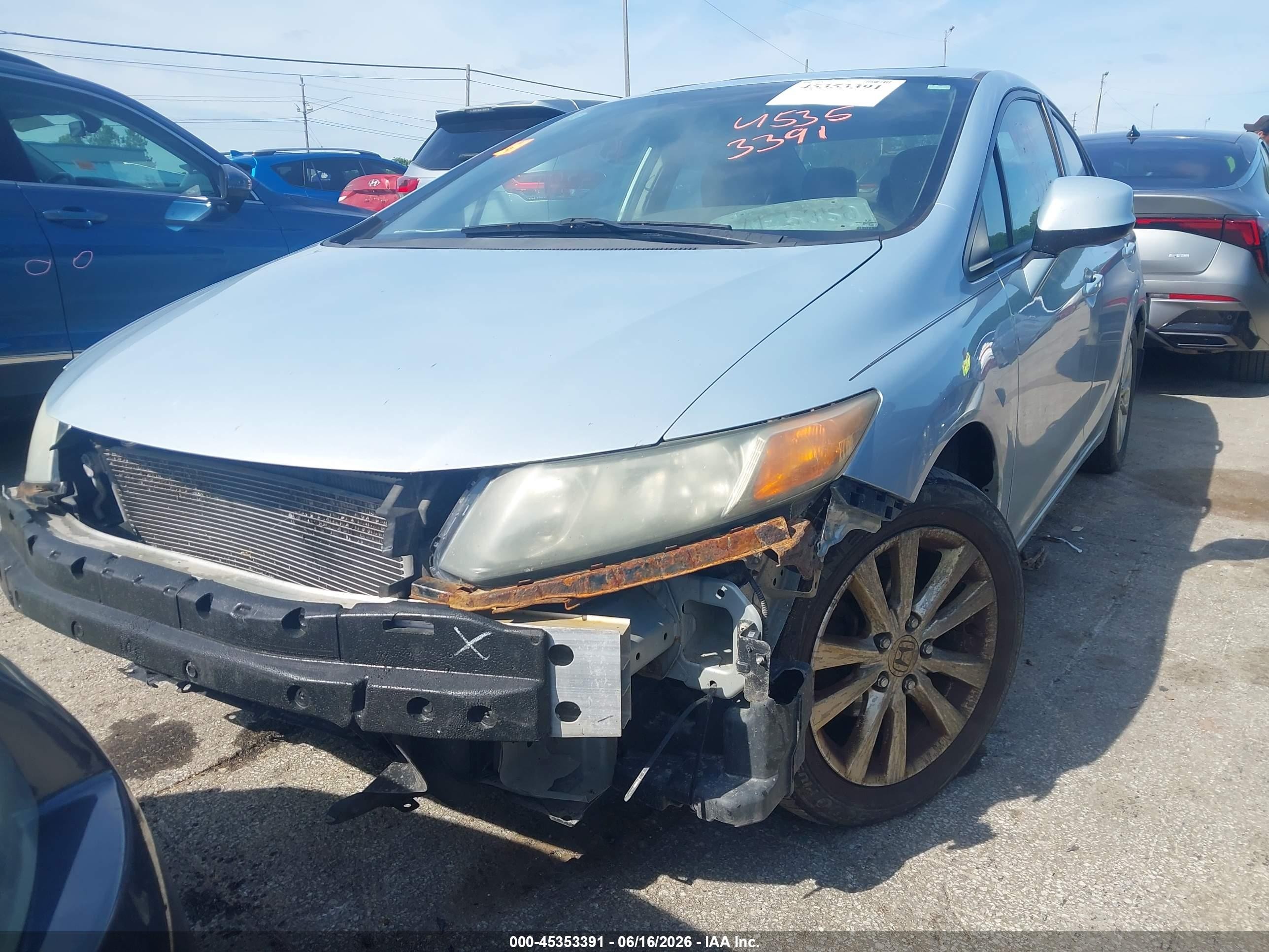 2012 Honda Civic Ex Silver vin: 19XFB2F83CE006092