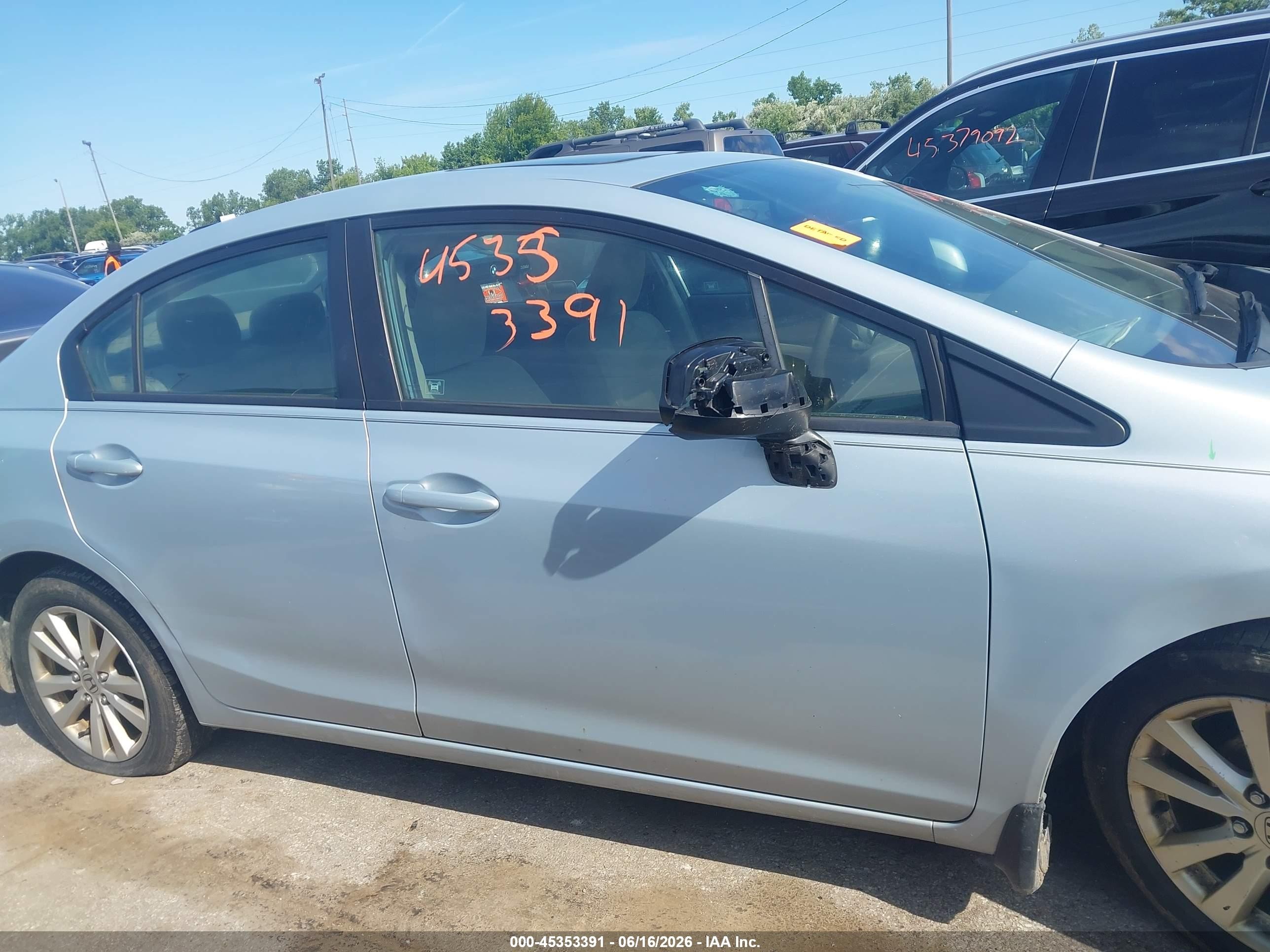 2012 Honda Civic Ex Silver vin: 19XFB2F83CE006092