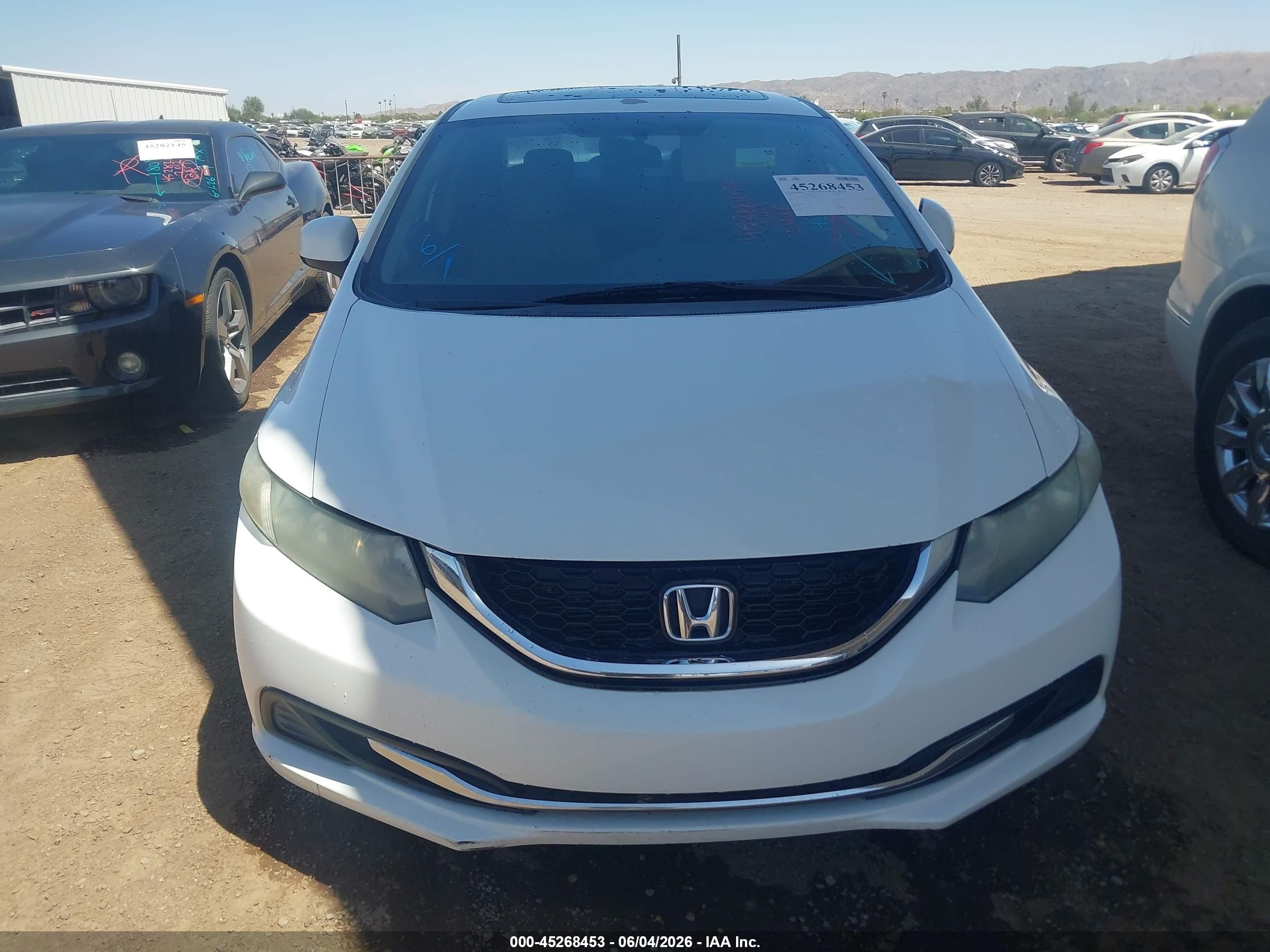 2013 Honda Civic Ex White vin: 19XFB2F83DE043628