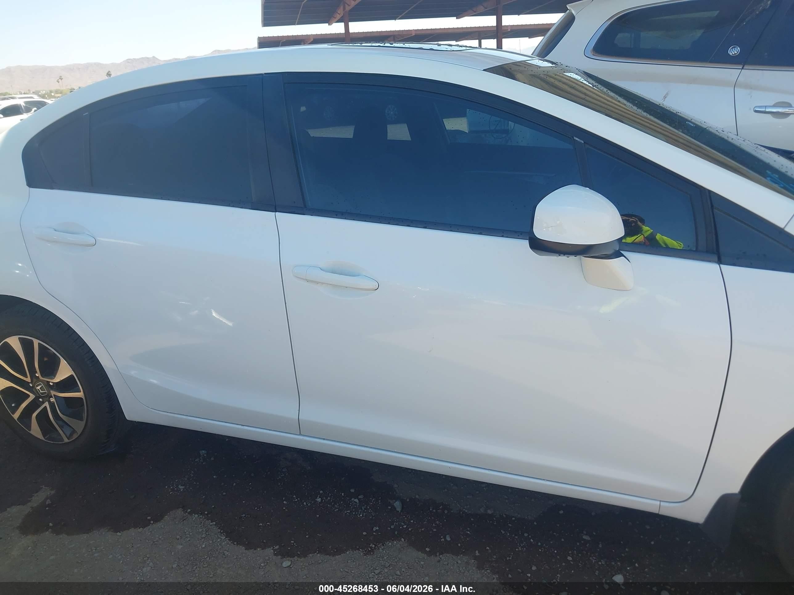 2013 Honda Civic Ex White vin: 19XFB2F83DE043628