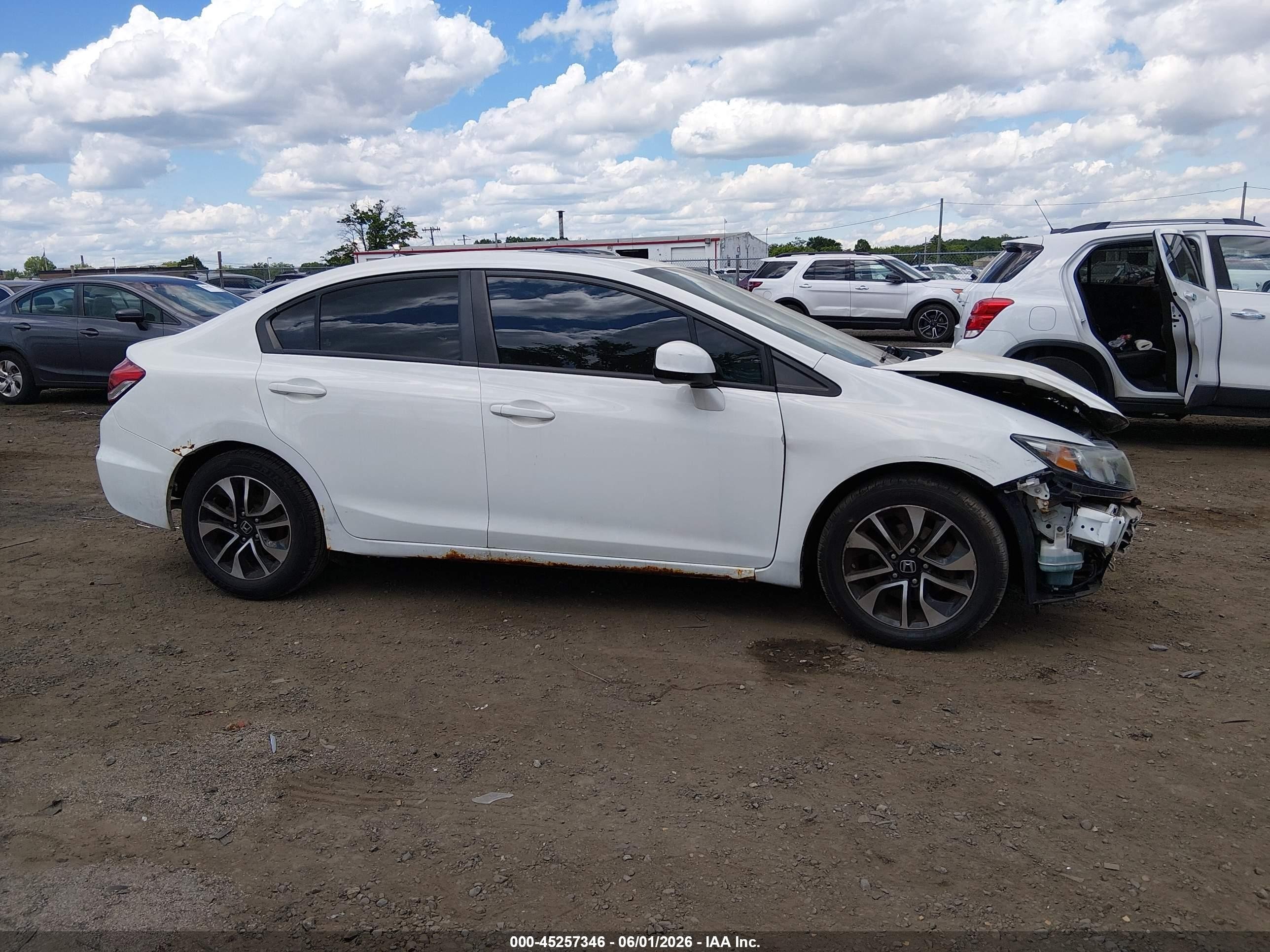 2013 Honda Civic Ex White vin: 19XFB2F83DE261875