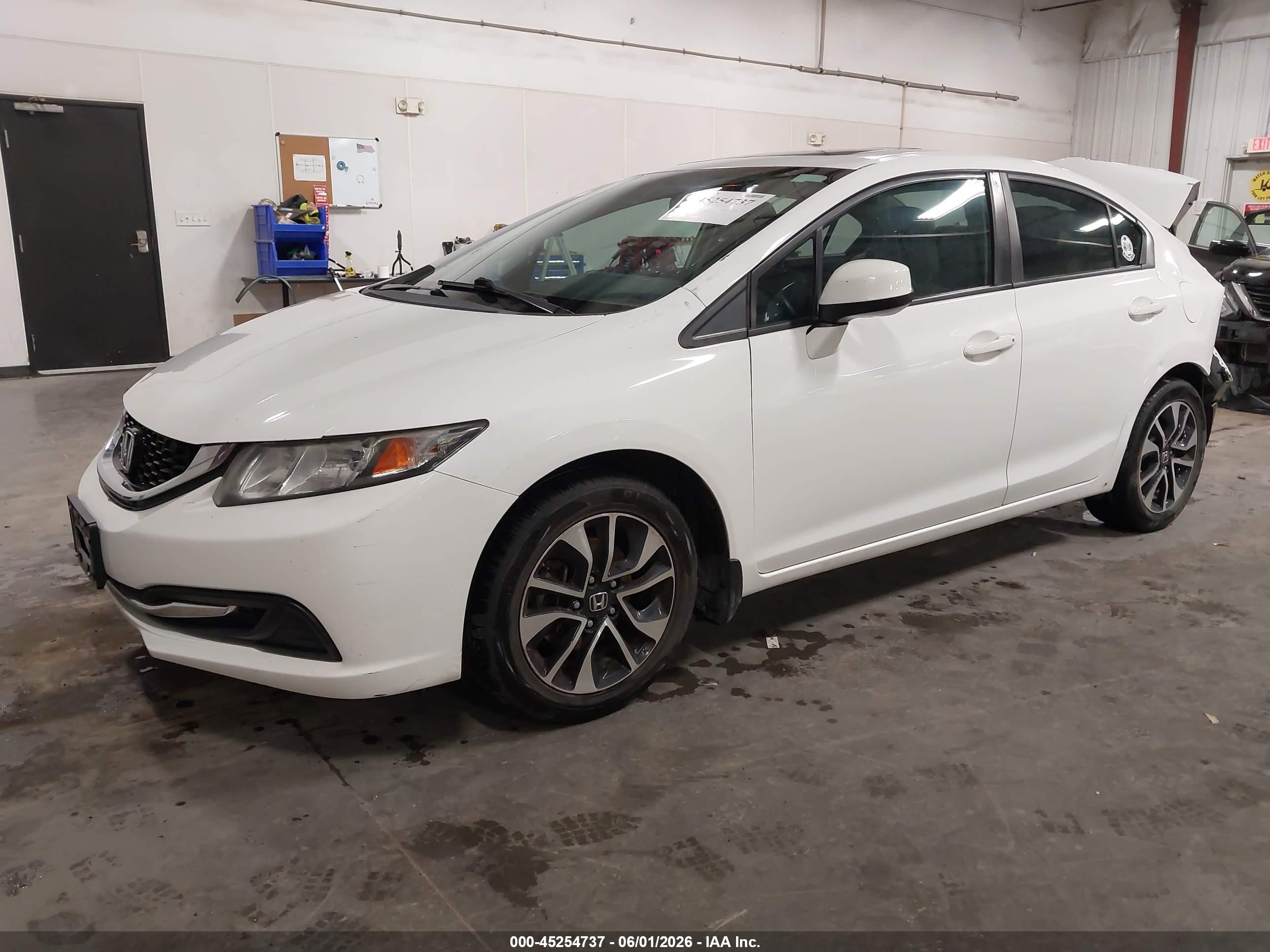 2013 Honda Civic Ex Белый vin: 19XFB2F84DE078677