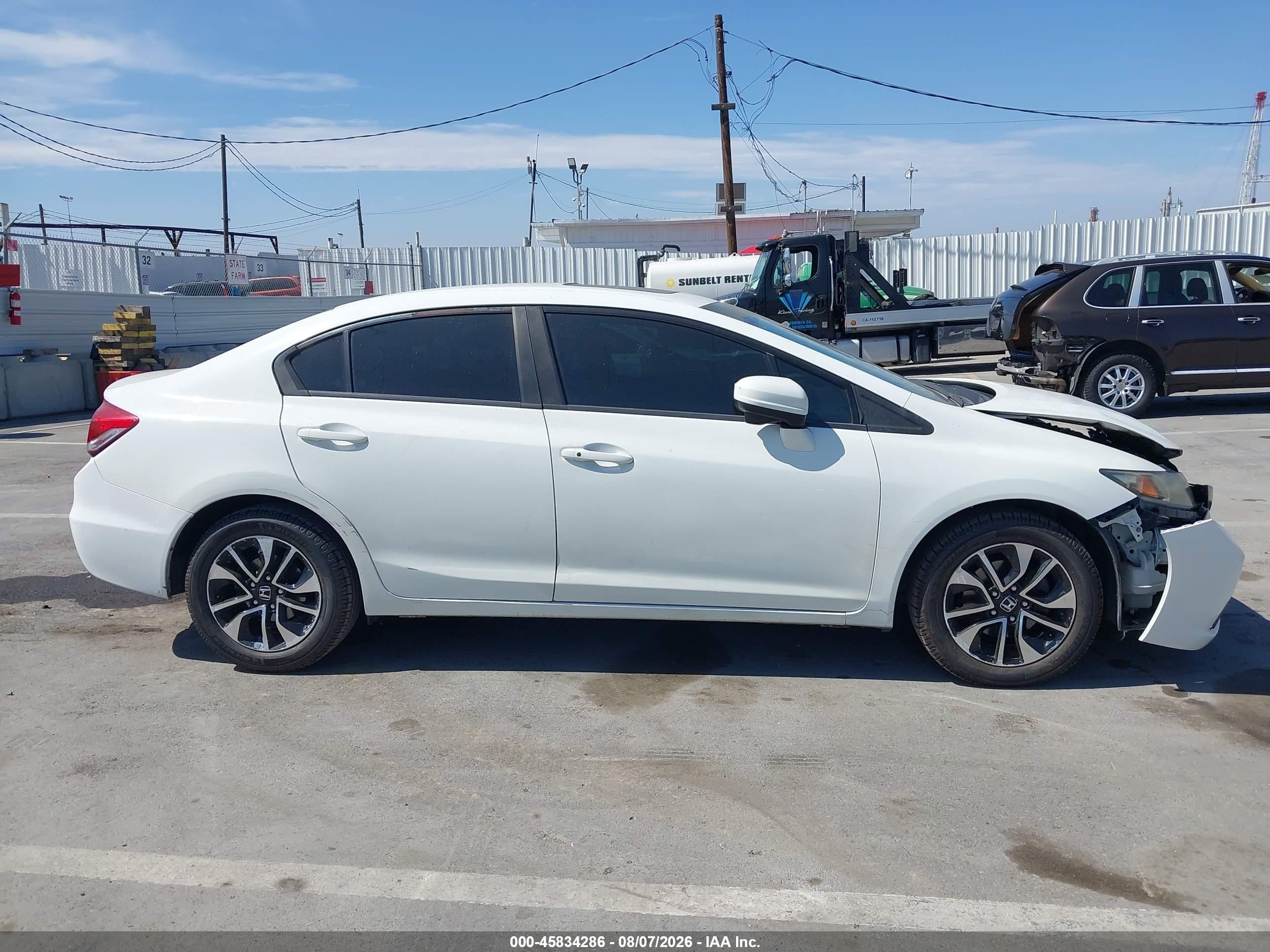 2014 Honda Civic Ex White vin: 19XFB2F84EE265757