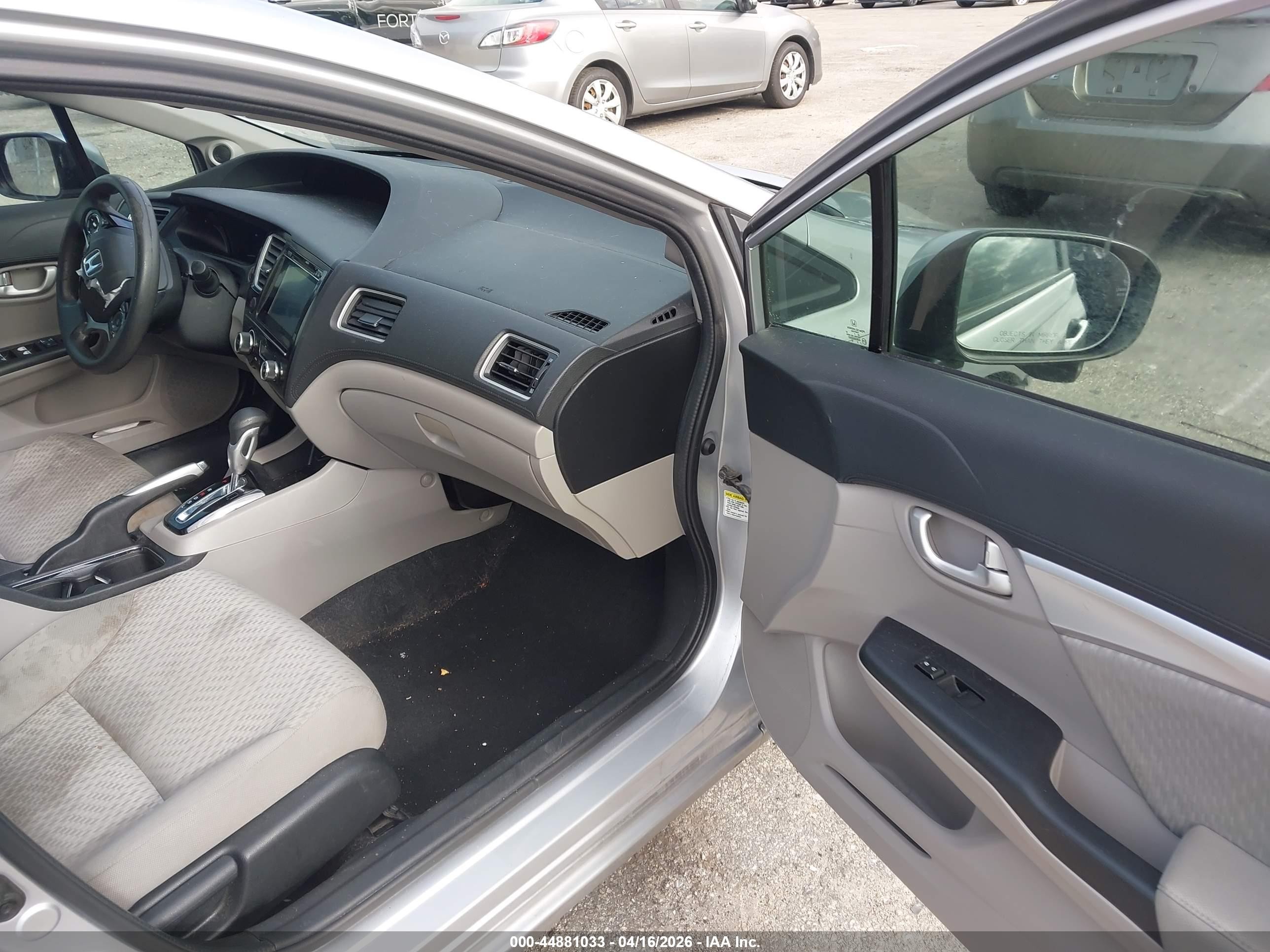 2015 Honda Civic Ex Серебряный vin: 19XFB2F84FE018871