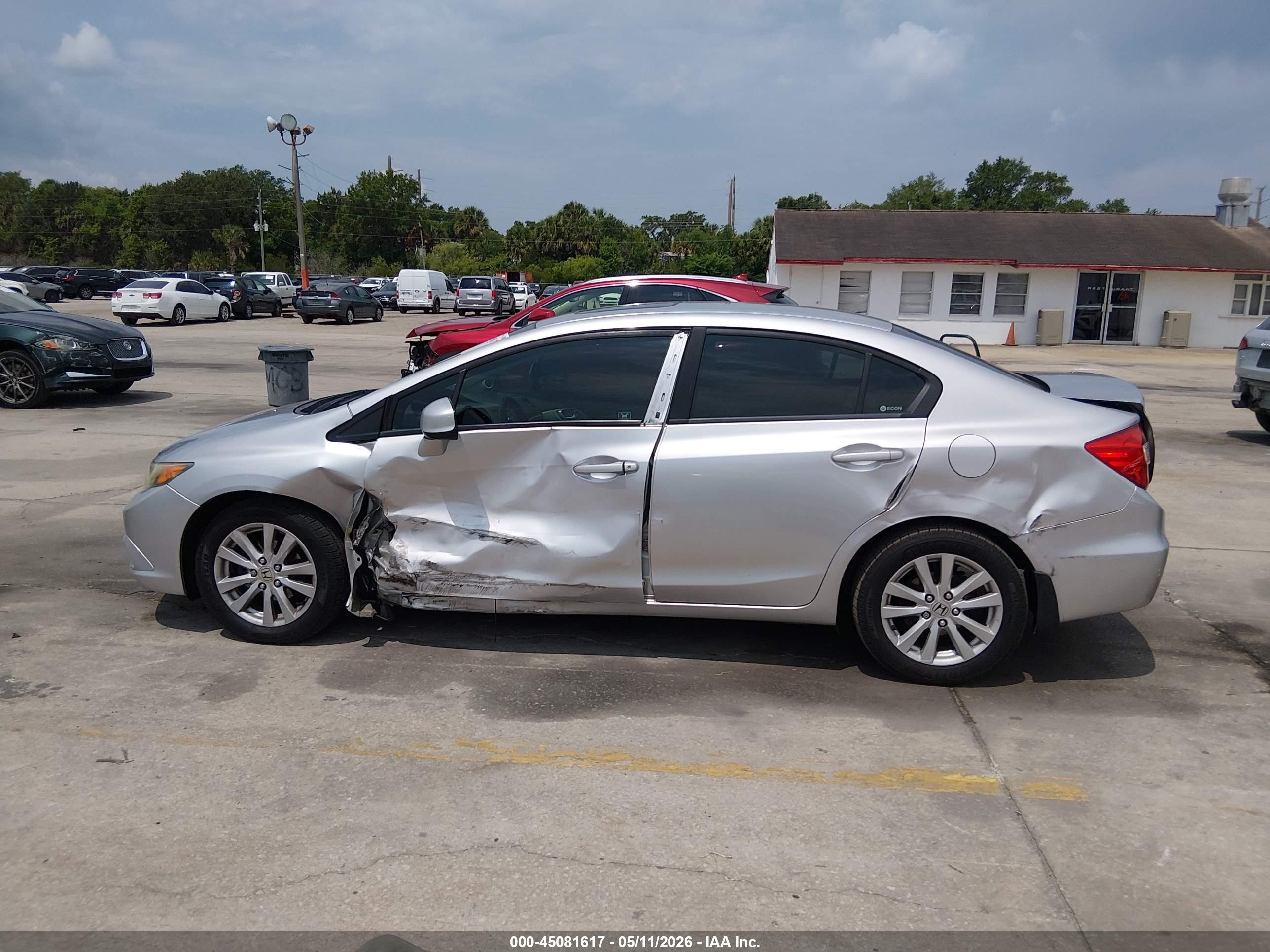 2012 Honda Civic Ex Silver vin: 19XFB2F85CE025646