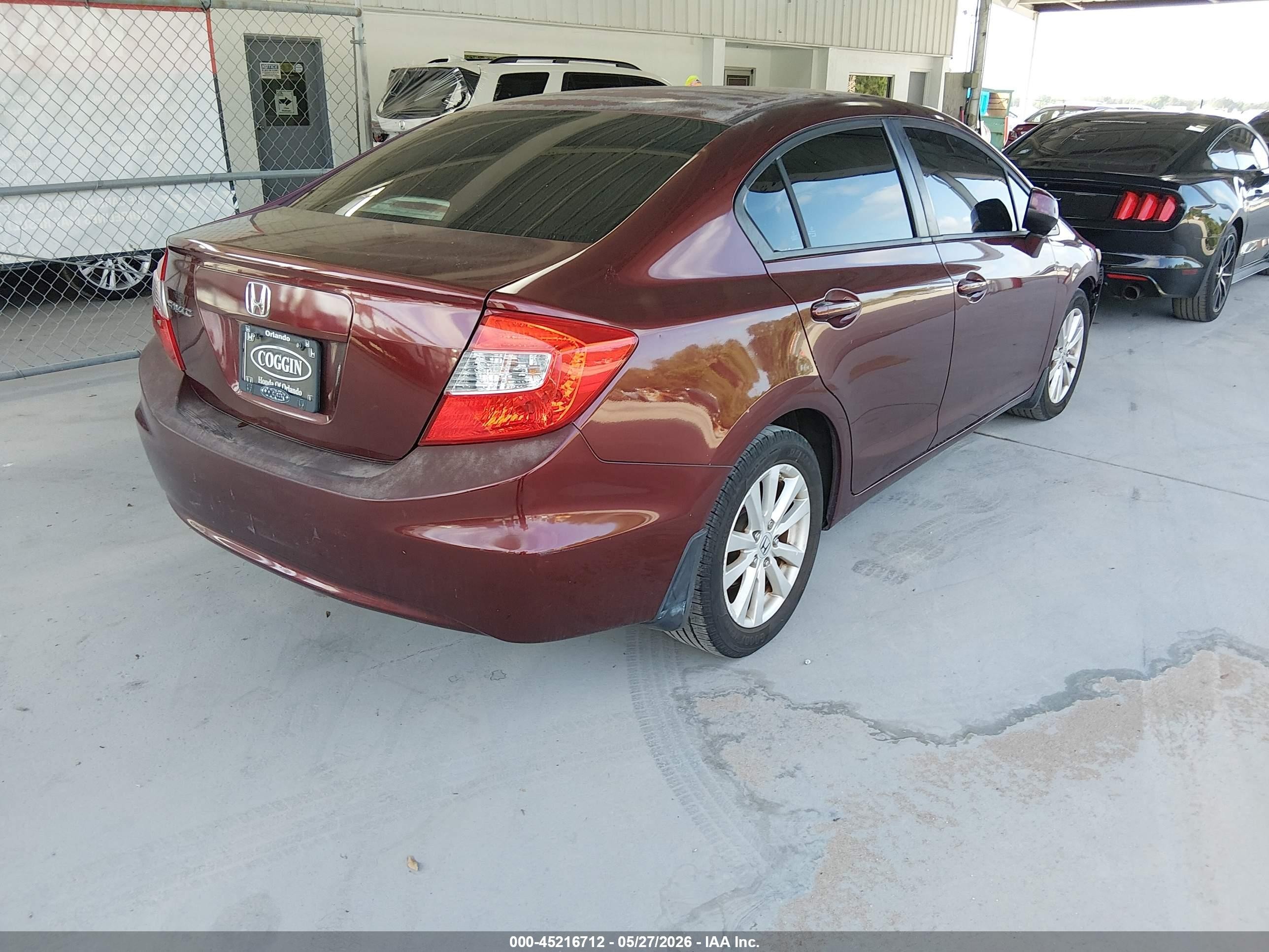 2012 Honda Civic Ex Burgundy vin: 19XFB2F85CE041202