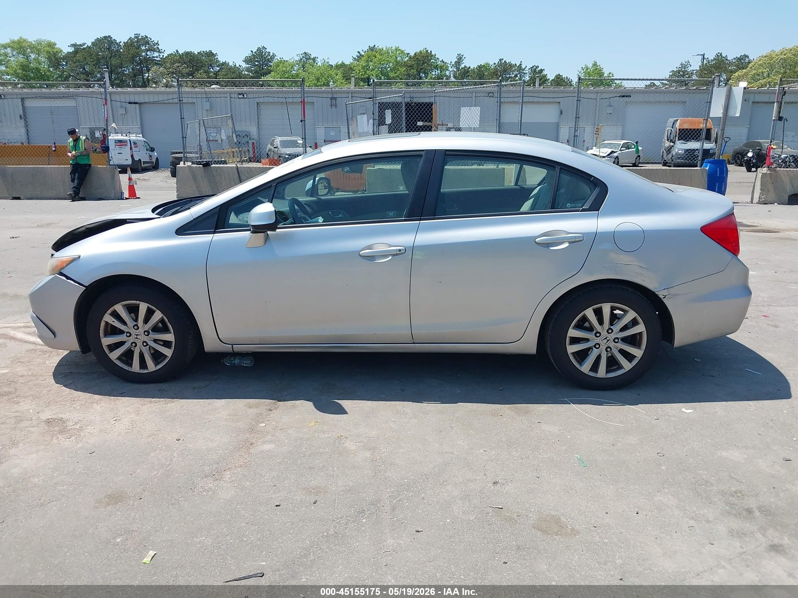 2012 Honda Civic Ex Silver vin: 19XFB2F85CE319371