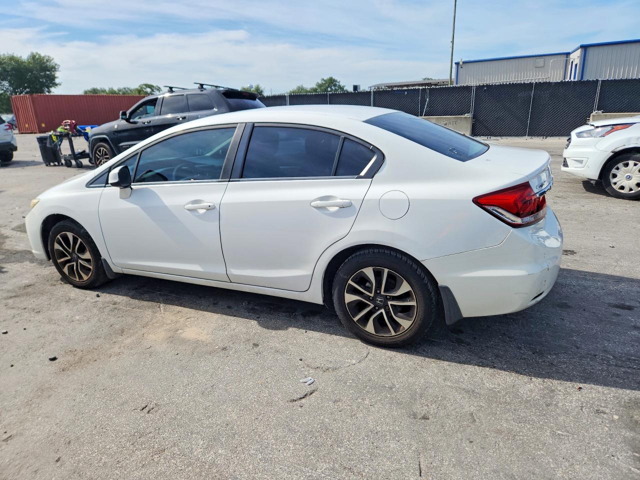 2013 Honda Civic Ex White vin: 19XFB2F85DE050029