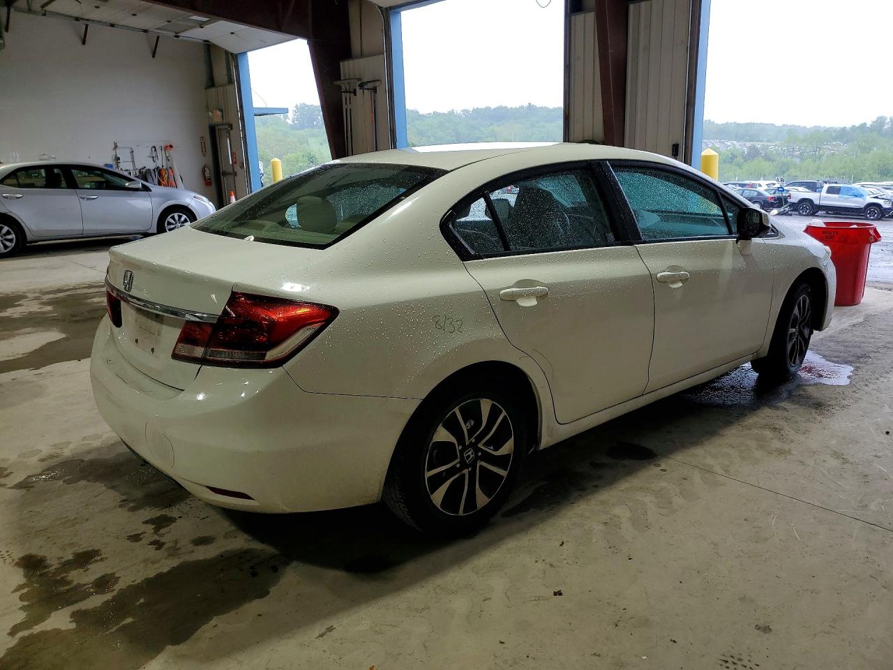 2013 Honda Civic Ex White vin: 19XFB2F85DE268908