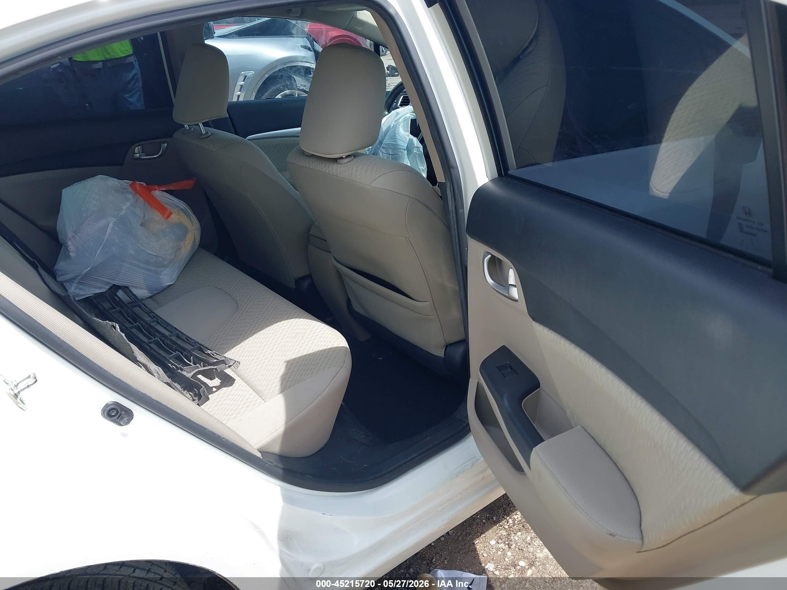 2014 Honda Civic Ex White vin: 19XFB2F85EE000636