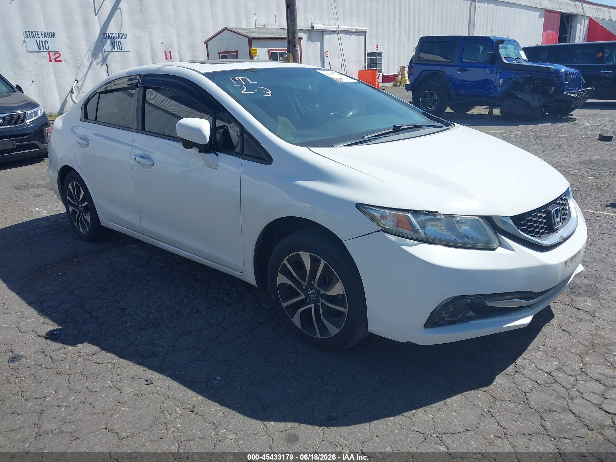 2014 Honda Civic Ex White vin: 19XFB2F85EE258462