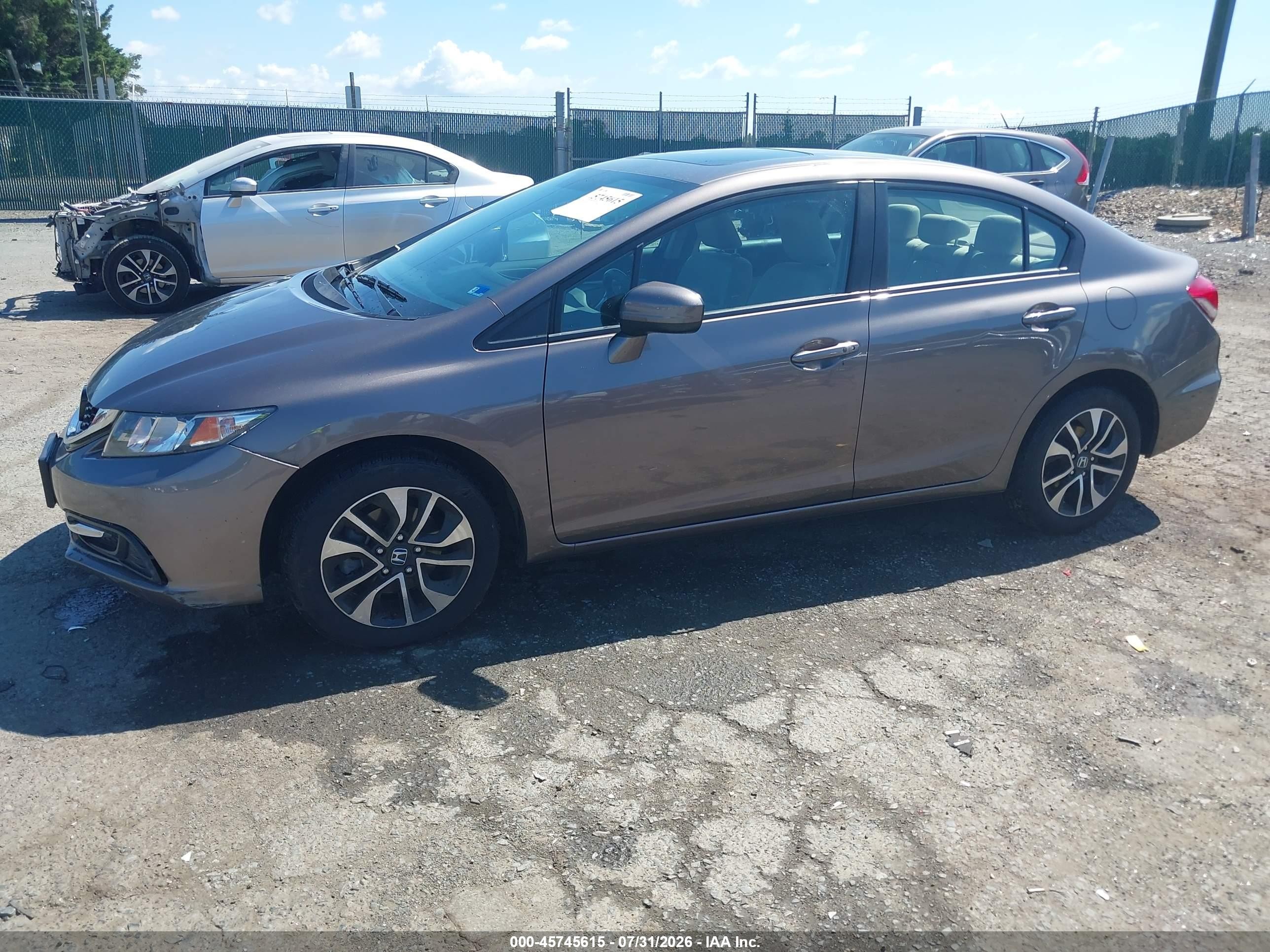 2015 Honda Civic Ex Коричневый vin: 19XFB2F85FE006213