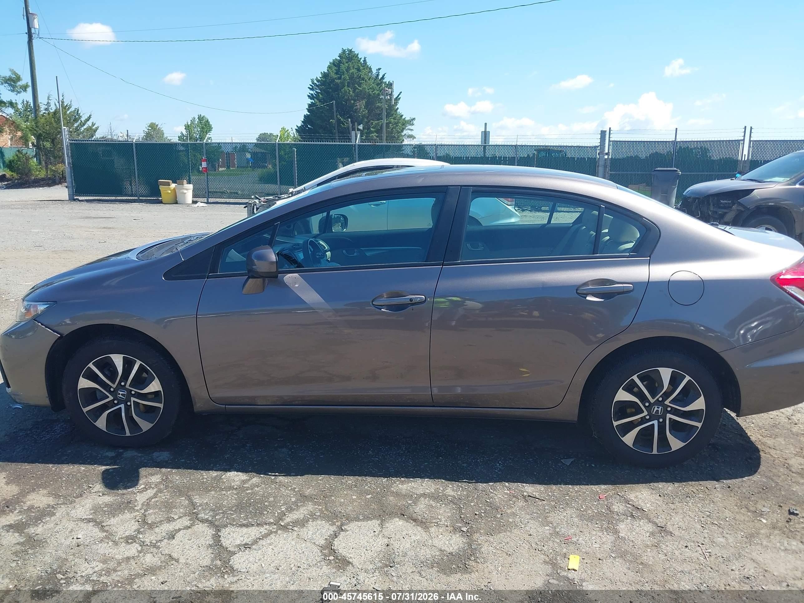 2015 Honda Civic Ex Коричневый vin: 19XFB2F85FE006213