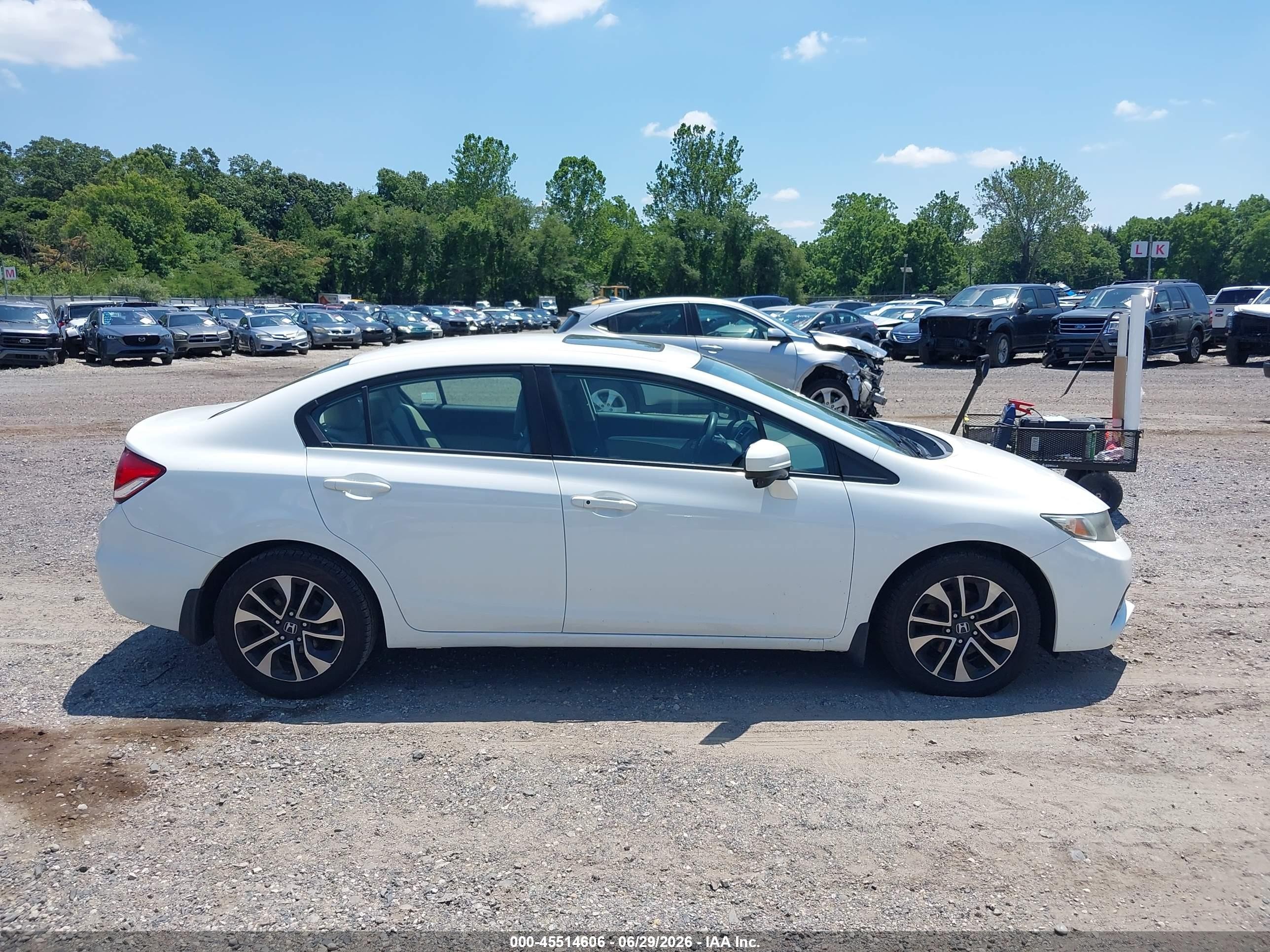 2015 Honda Civic Ex White vin: 19XFB2F85FE228198