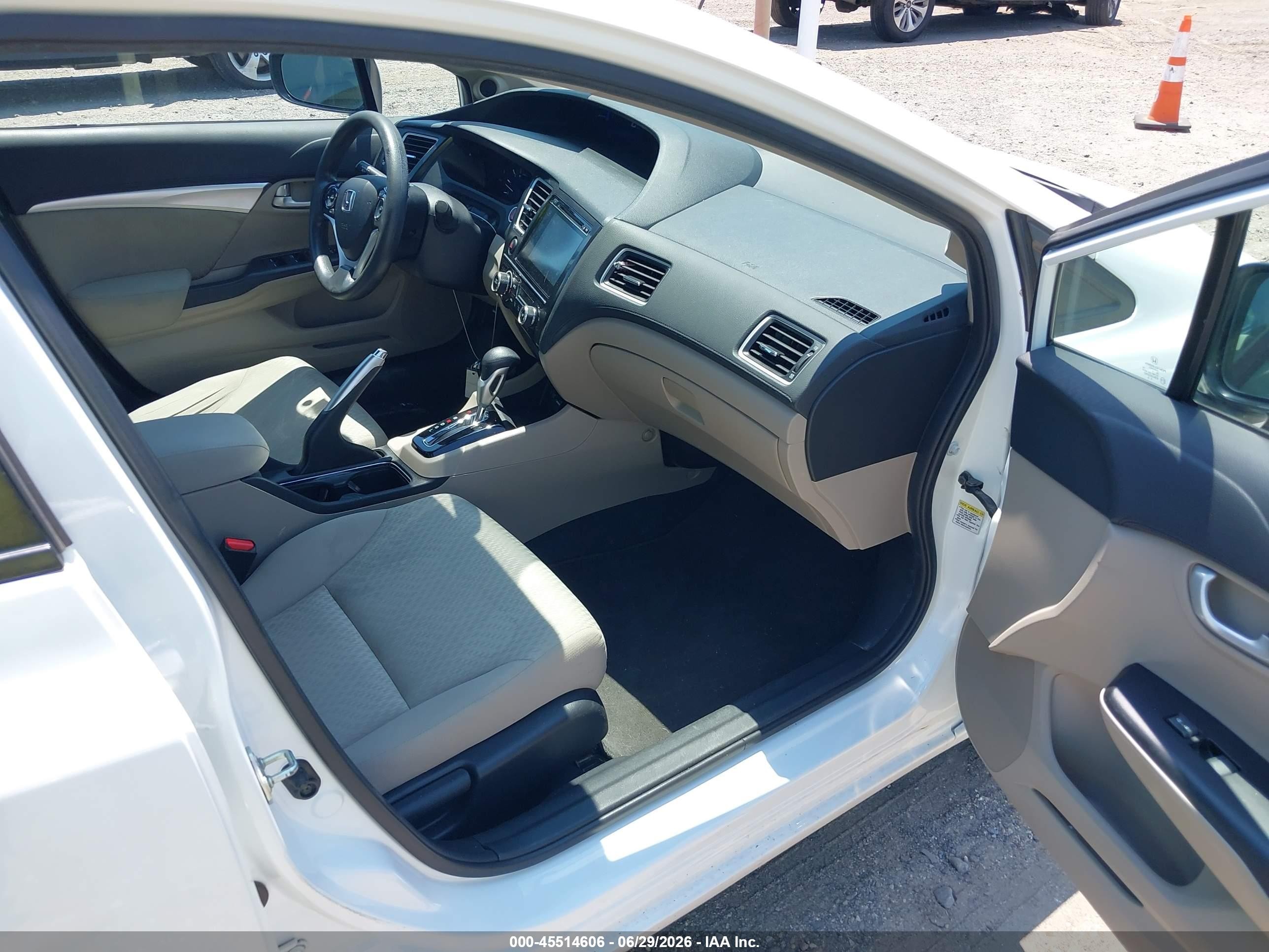 2015 Honda Civic Ex White vin: 19XFB2F85FE228198