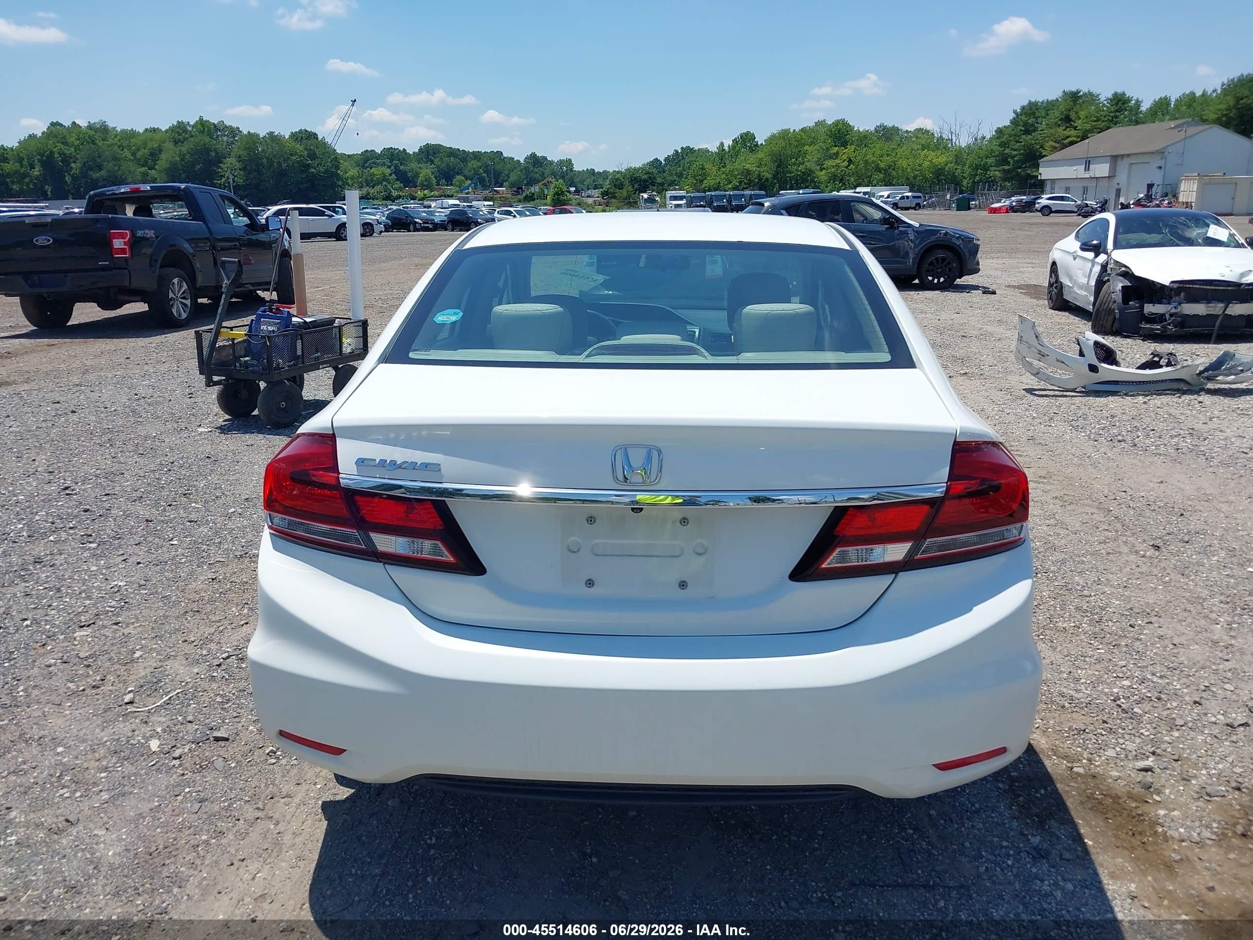 2015 Honda Civic Ex White vin: 19XFB2F85FE228198