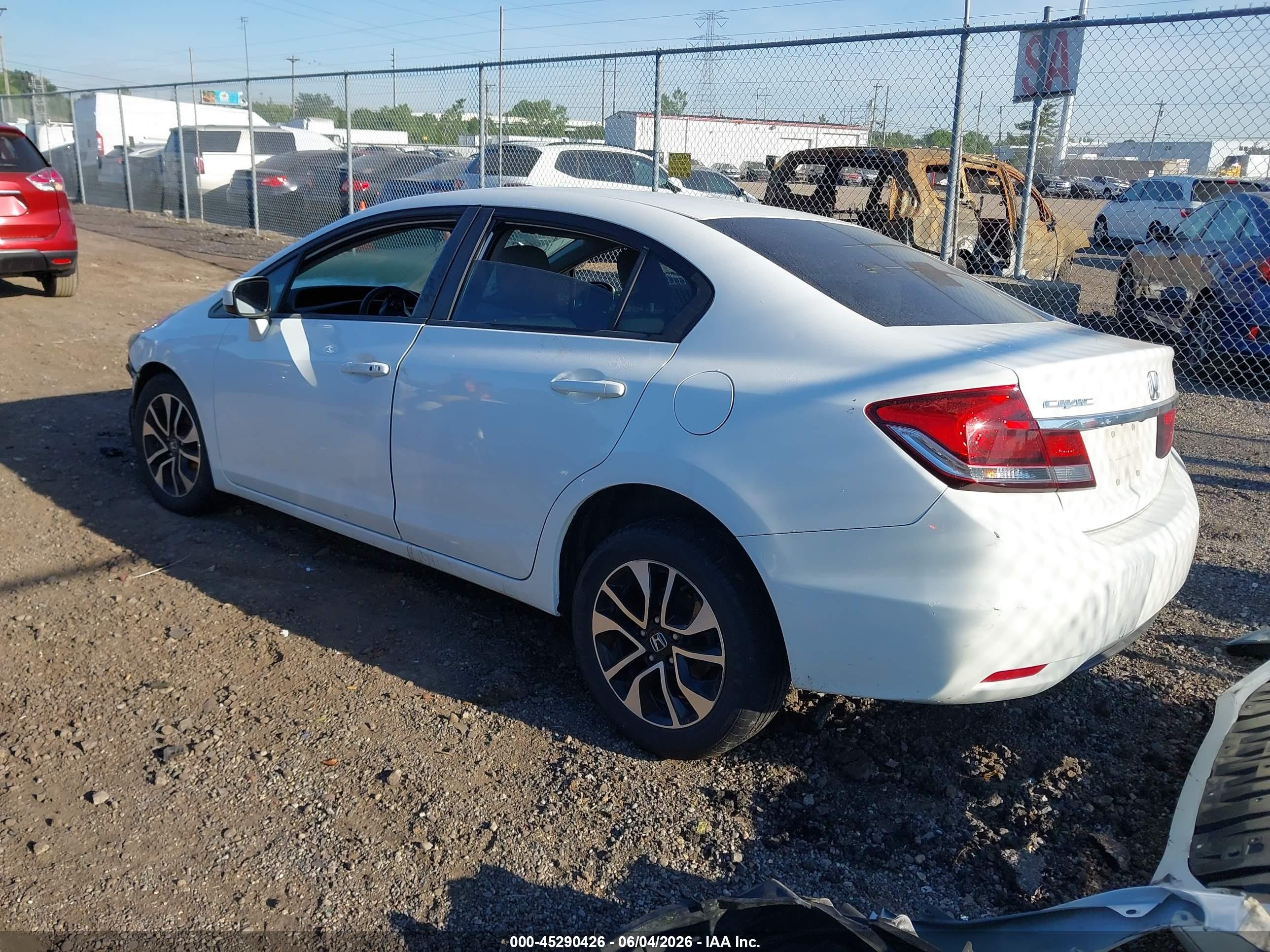 2015 Honda Civic Ex White vin: 19XFB2F85FE254025