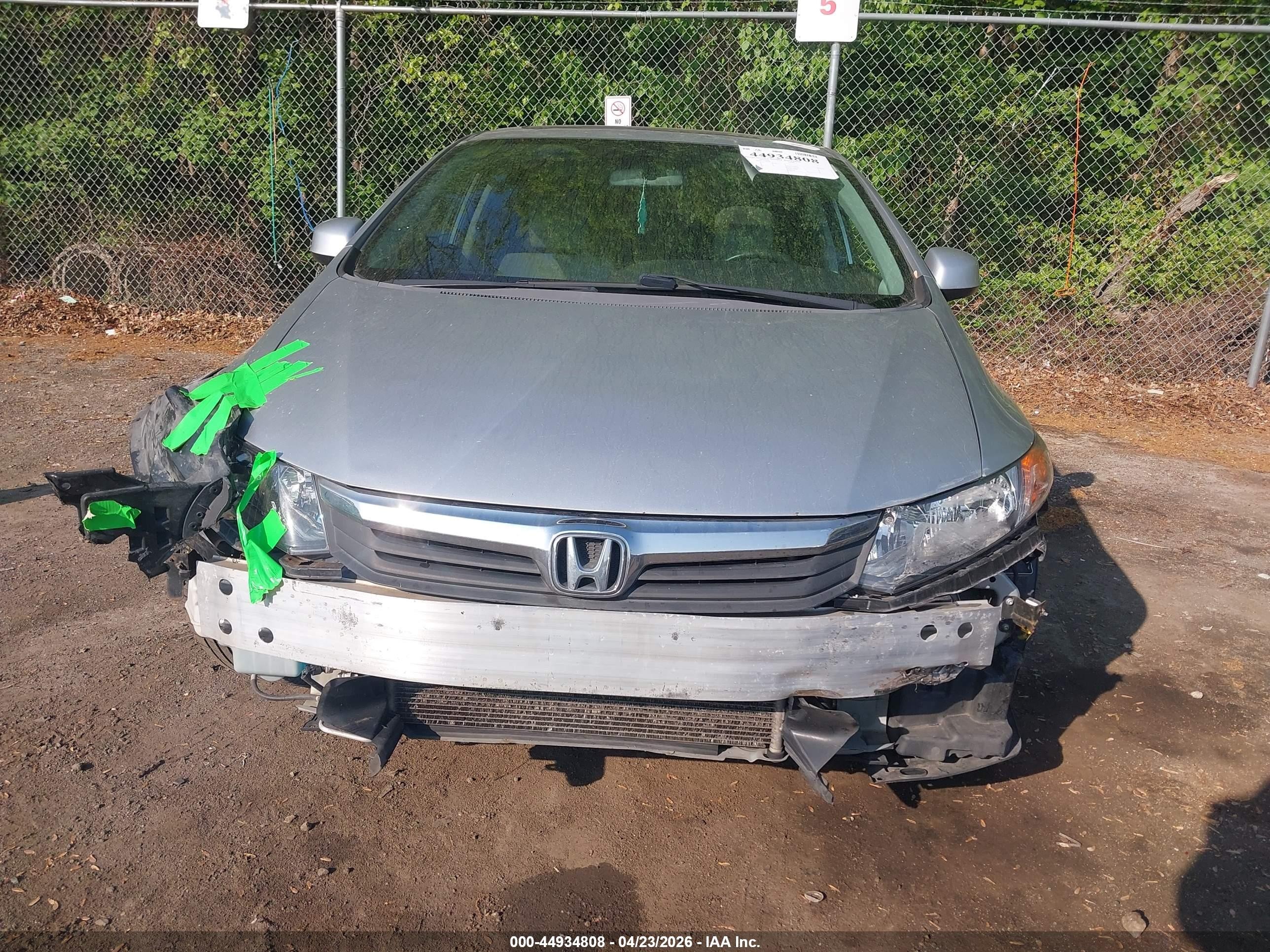 2012 Honda Civic Ex Silver vin: 19XFB2F86CE346109
