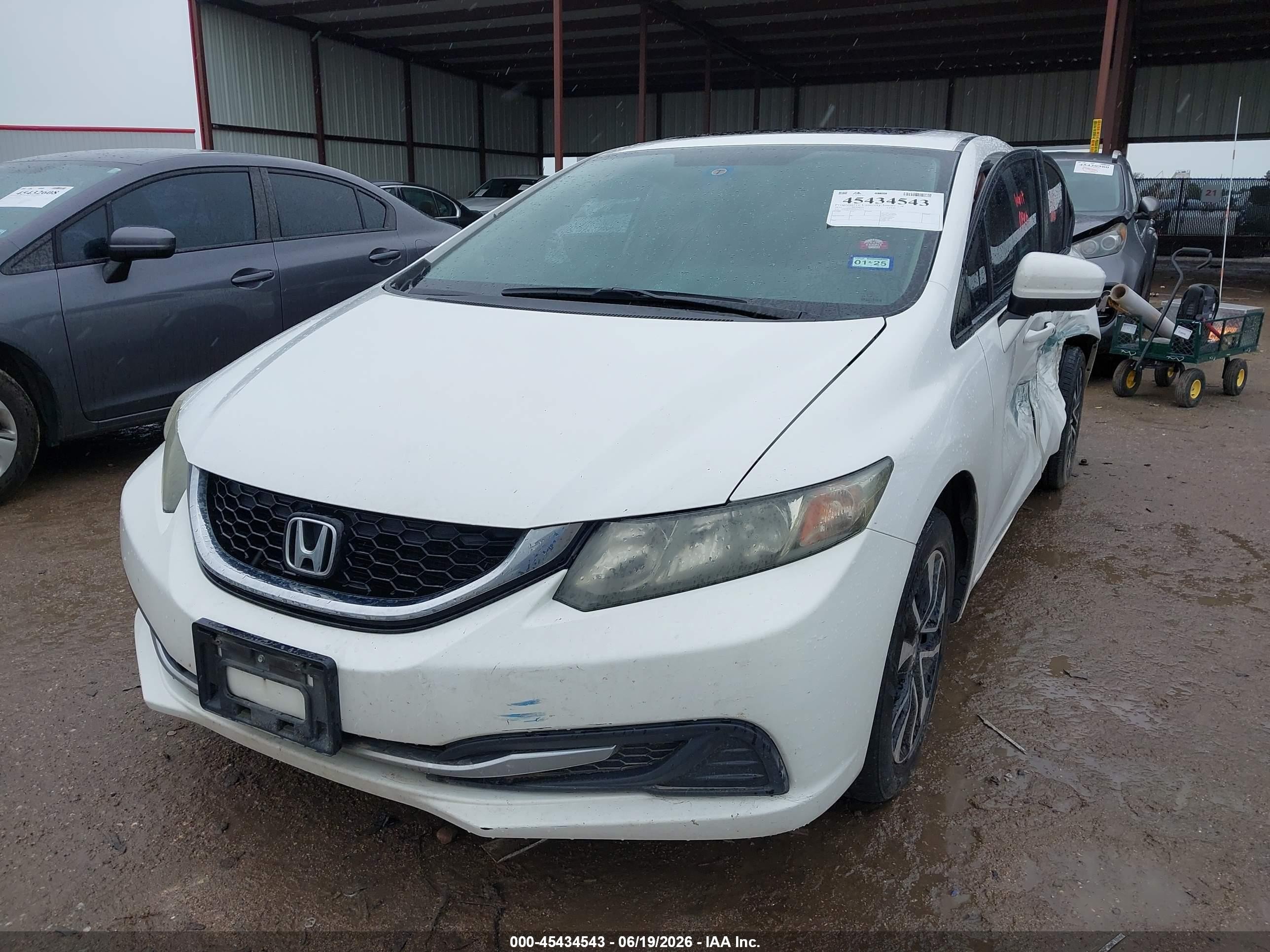 2014 Honda Civic Ex White vin: 19XFB2F86EE067374