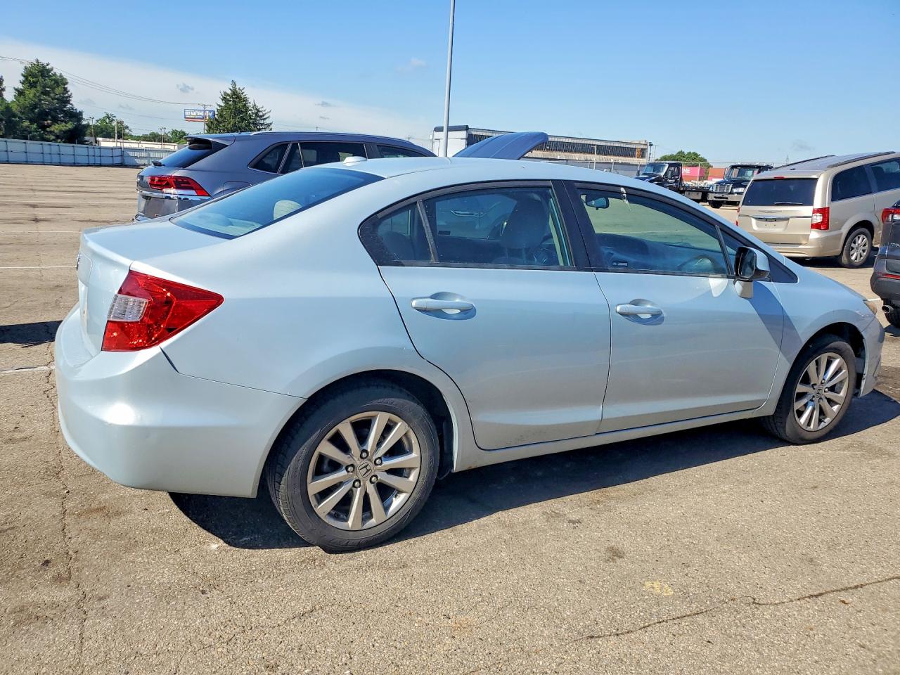 2012 Honda Civic Ex Silver vin: 19XFB2F87CE011859