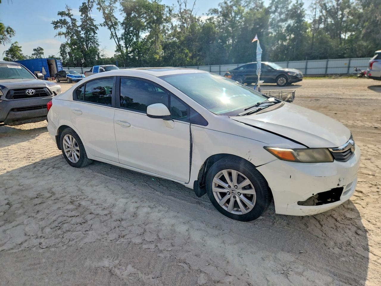 2012 Honda Civic Ex White vin: 19XFB2F87CE045820