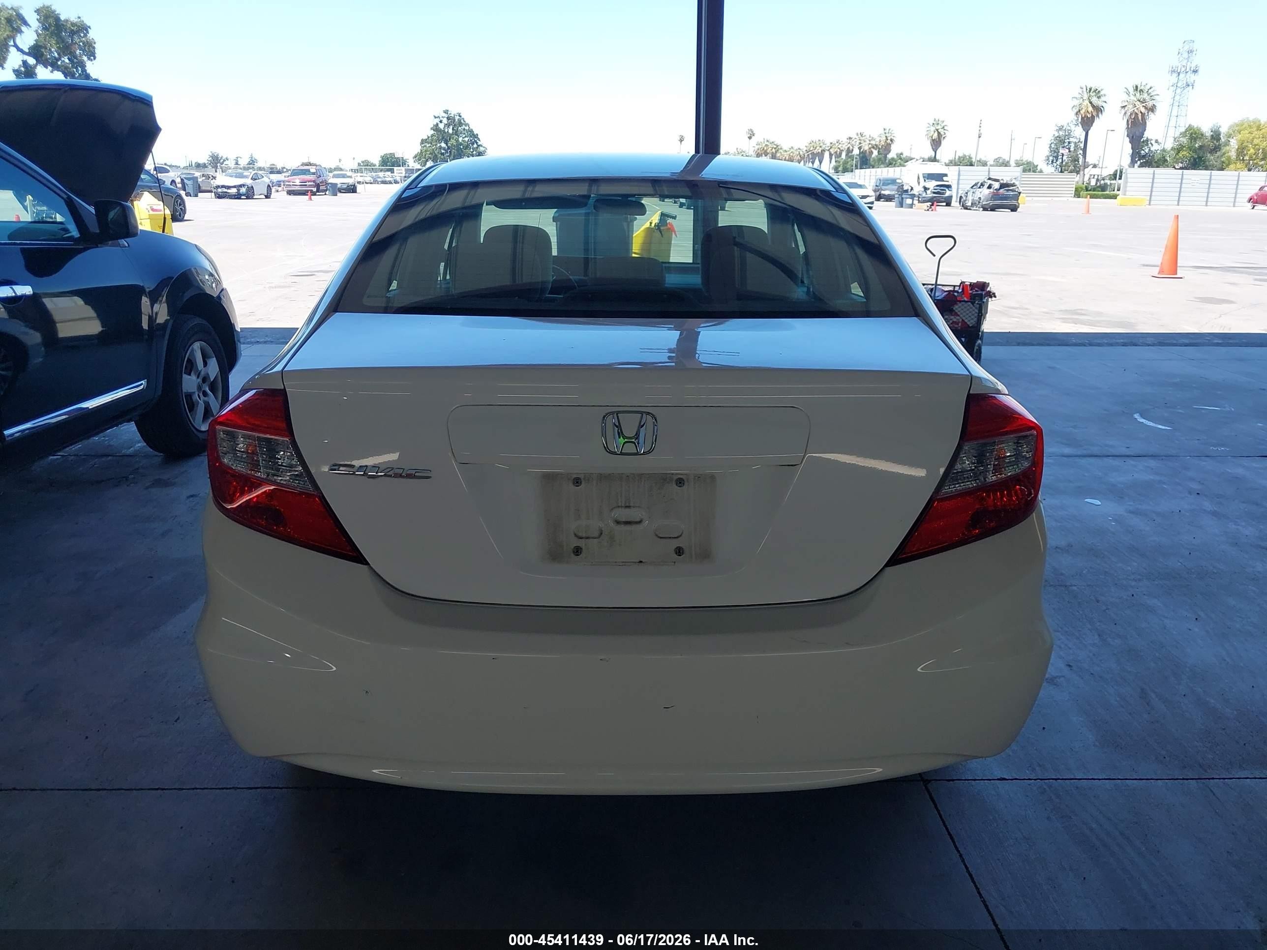 2012 Honda Civic Ex White vin: 19XFB2F87CE329559