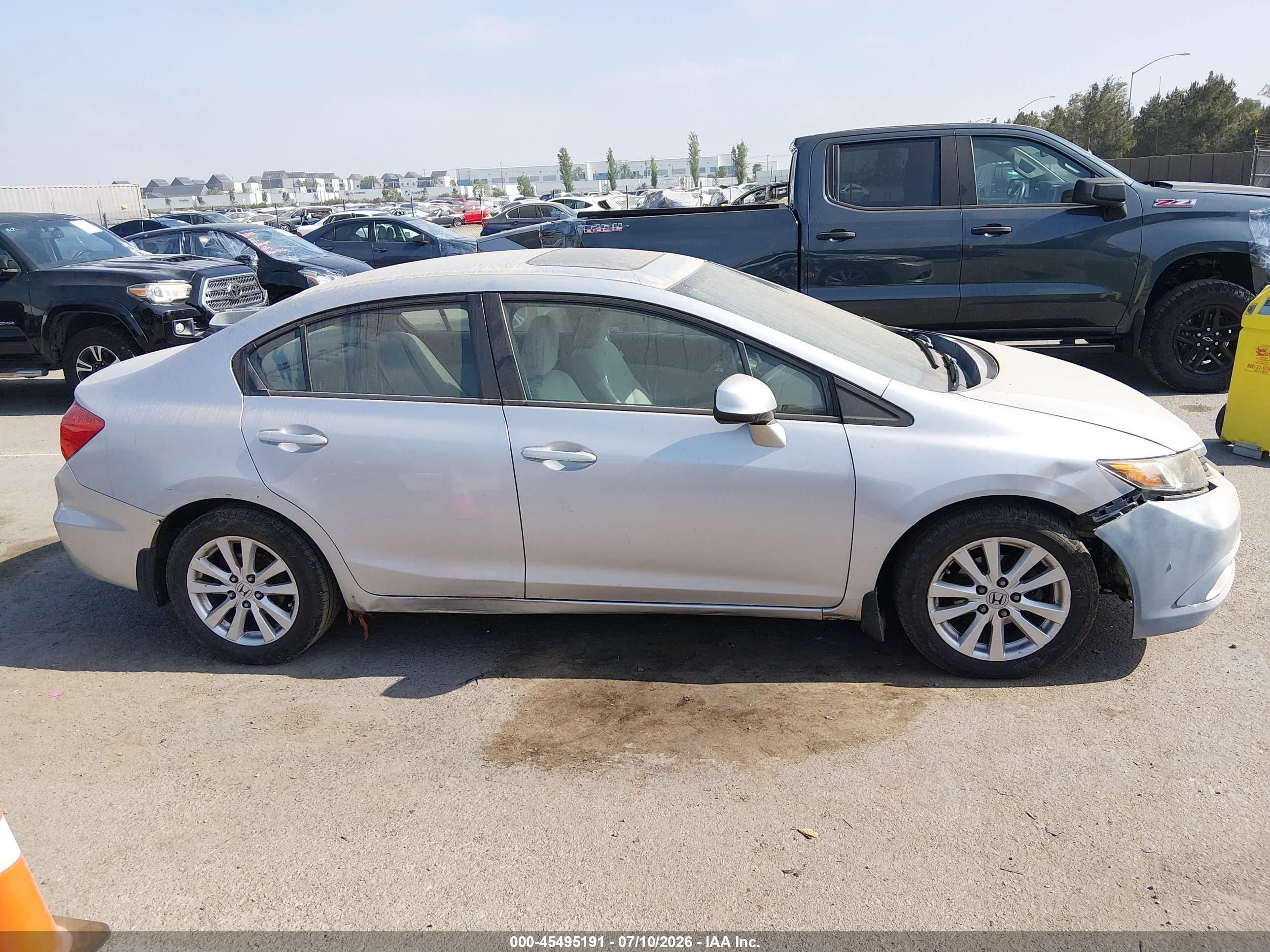 2012 Honda Civic Ex Silver vin: 19XFB2F87CE343820