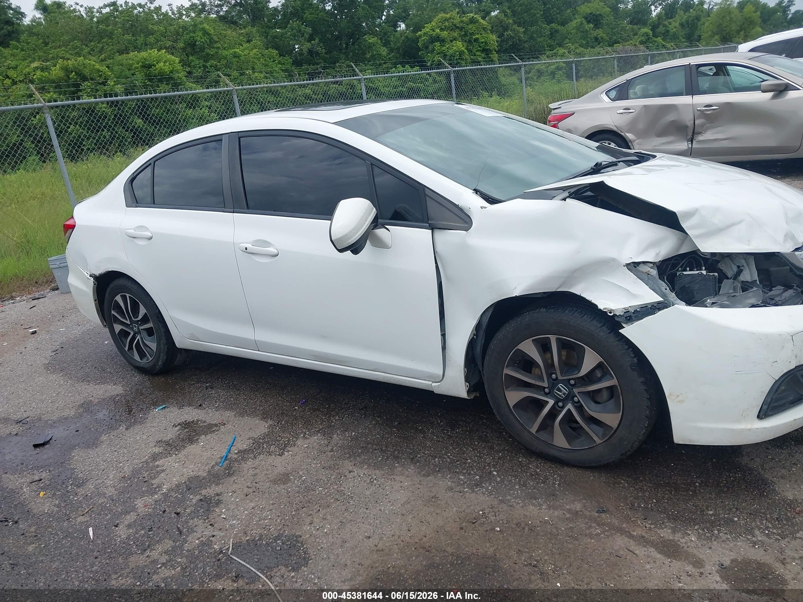 2015 Honda Civic Ex White vin: 19XFB2F87FE081768
