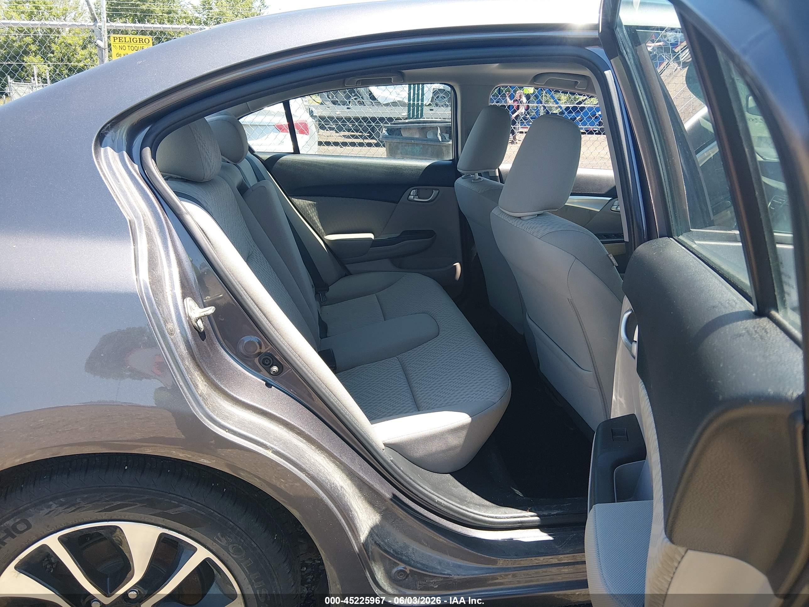 2015 Honda Civic Ex Серый vin: 19XFB2F87FE223634