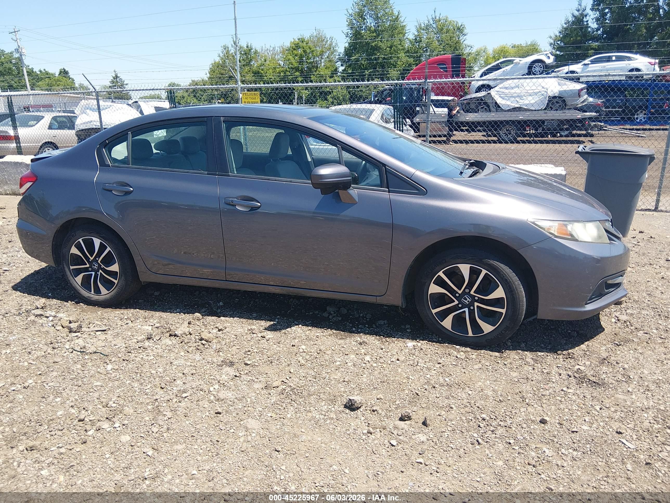 2015 Honda Civic Ex Серый vin: 19XFB2F87FE223634