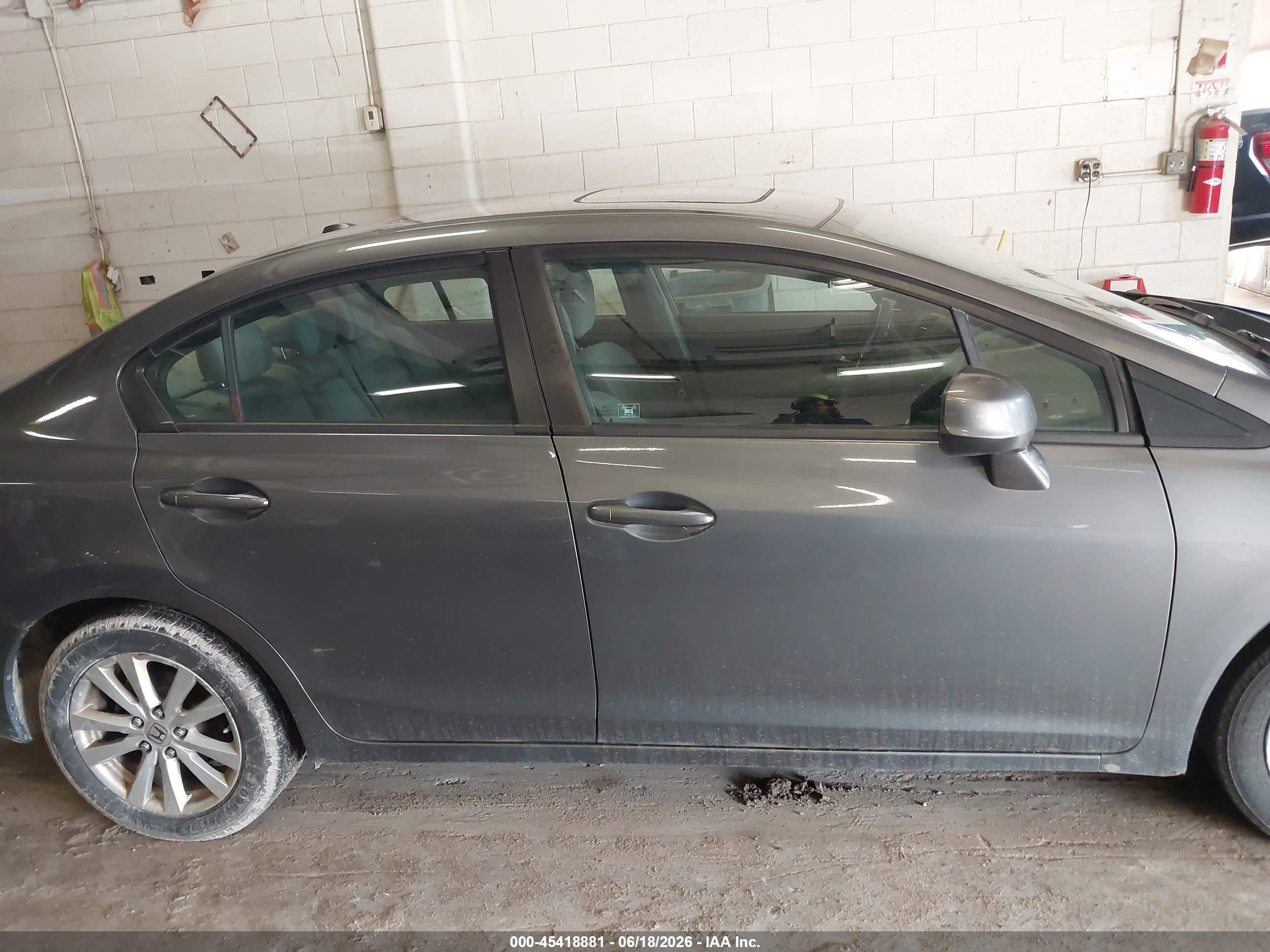 2012 Honda Civic Ex Gray vin: 19XFB2F88CE010431
