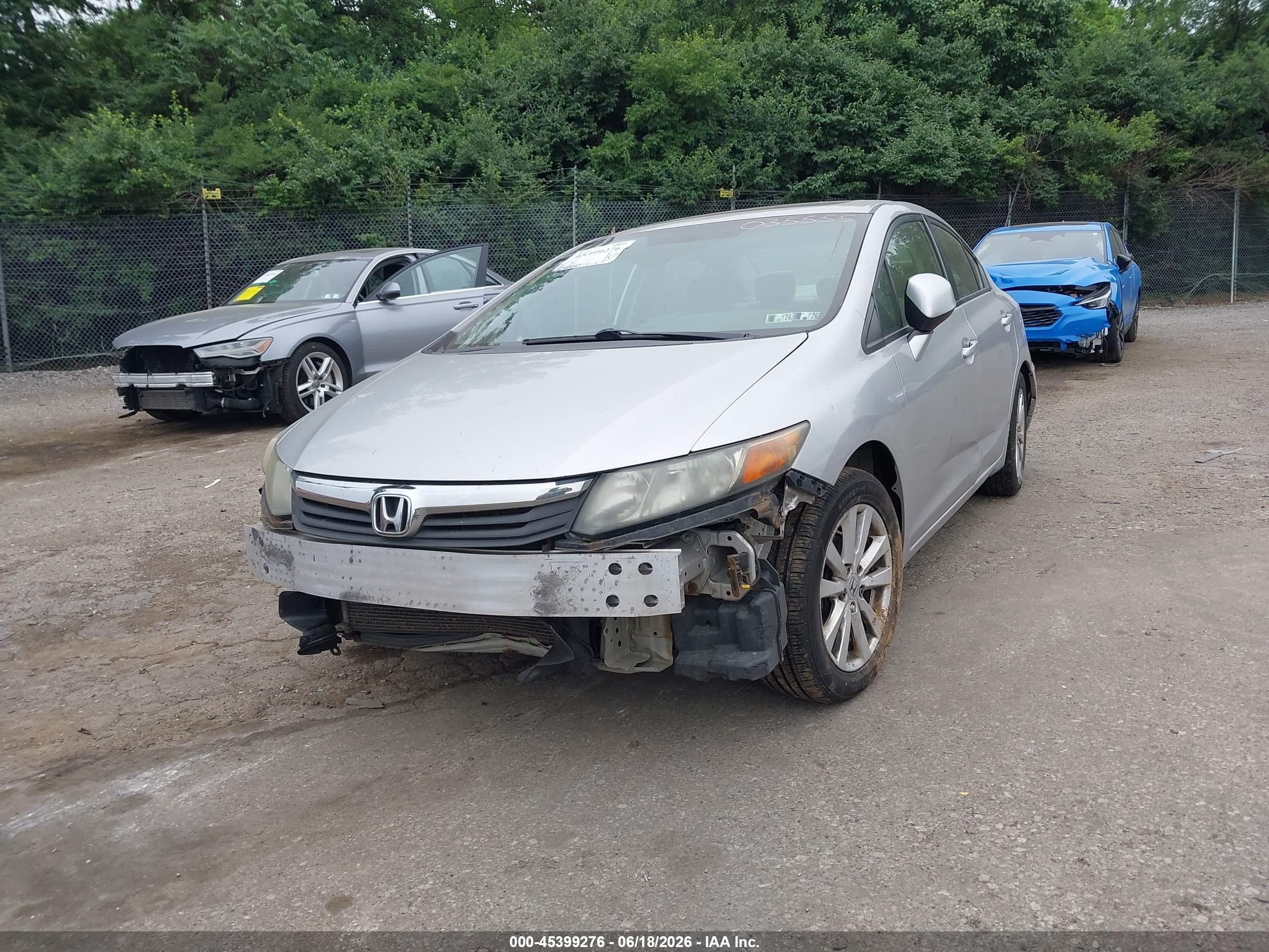 2012 Honda Civic Ex Silver vin: 19XFB2F88CE035555