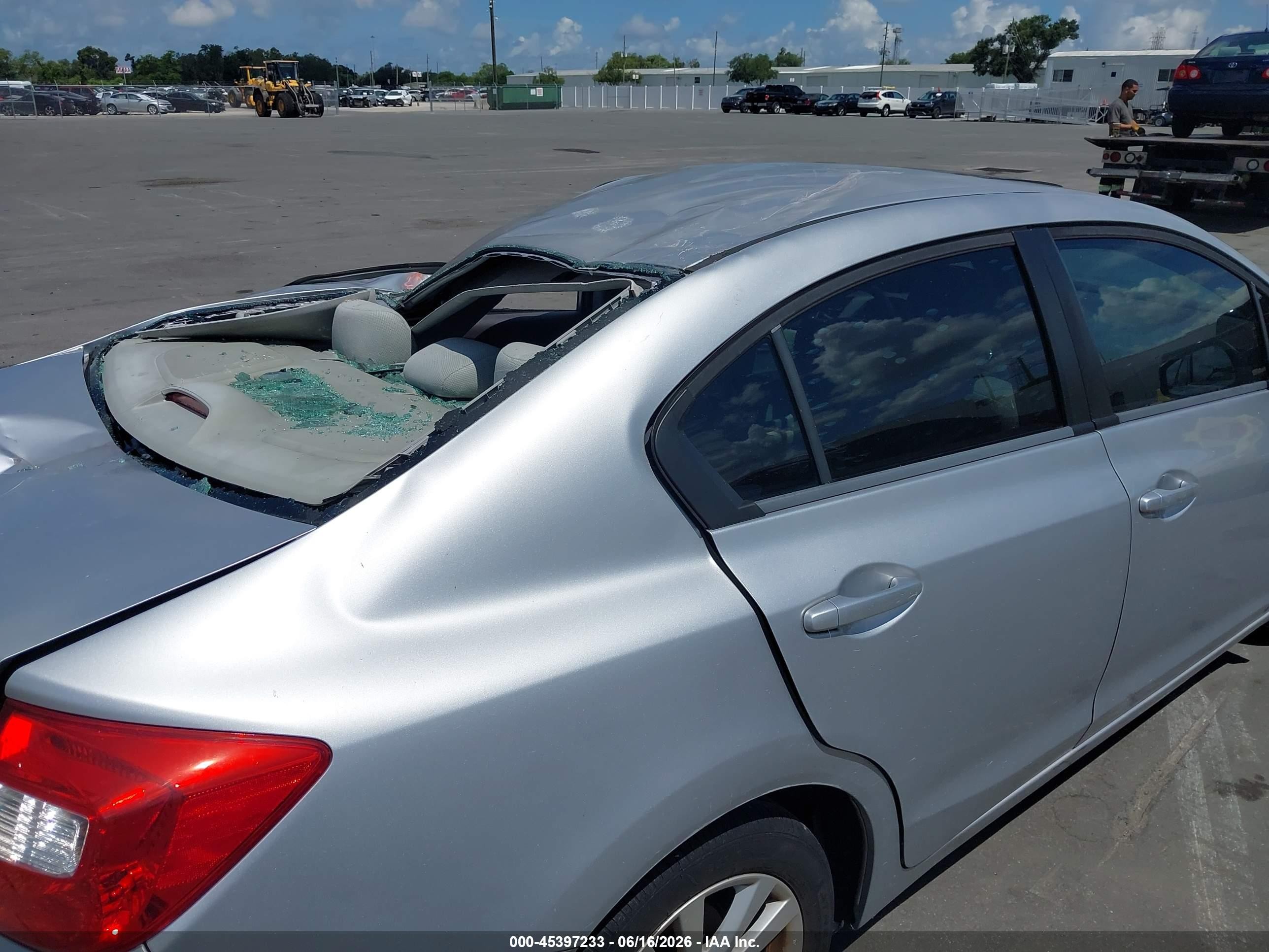 2012 Honda Civic Ex Silver vin: 19XFB2F88CE046524