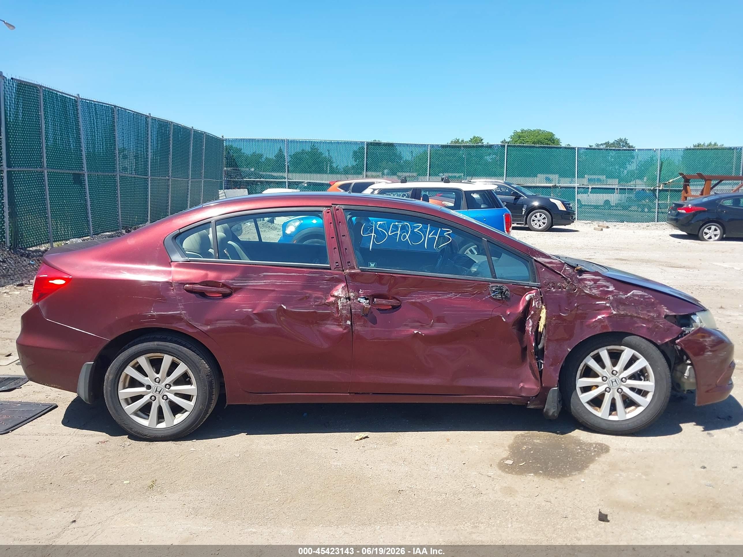2012 Honda Civic Ex Burgundy vin: 19XFB2F88CE085839