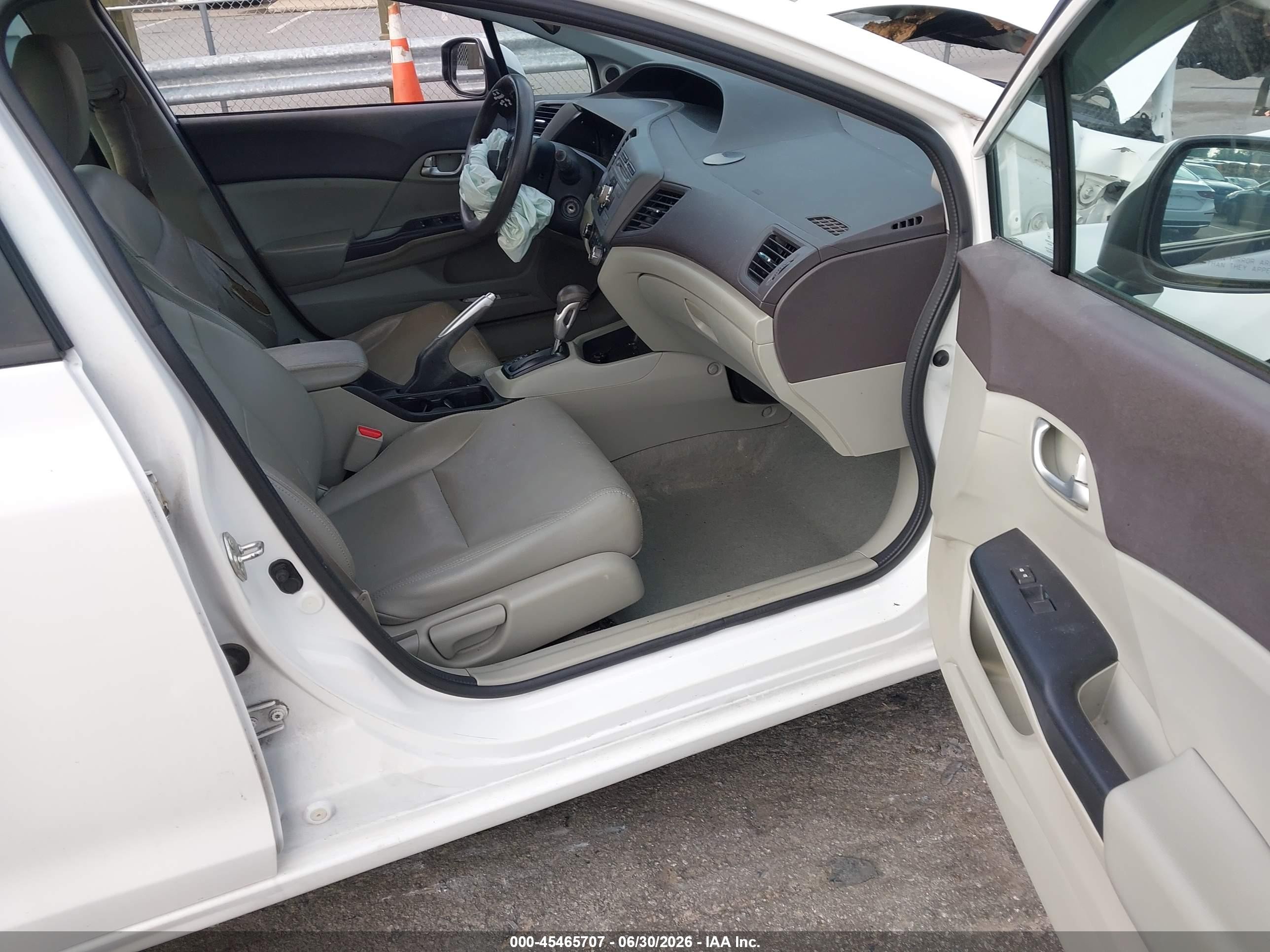 2012 Honda Civic Ex White vin: 19XFB2F89CE085235