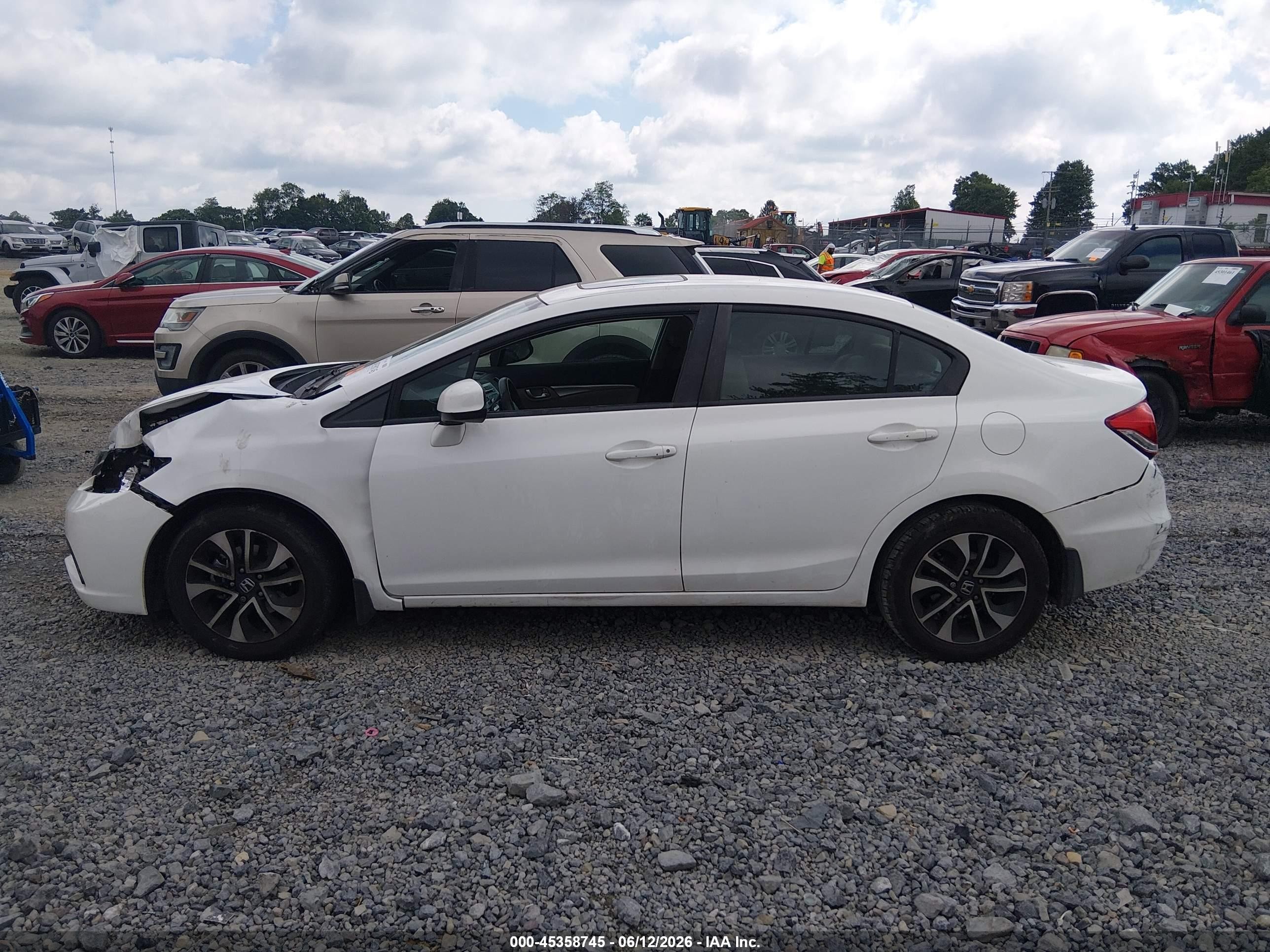 2013 Honda Civic Ex Белый vin: 19XFB2F89DE085267