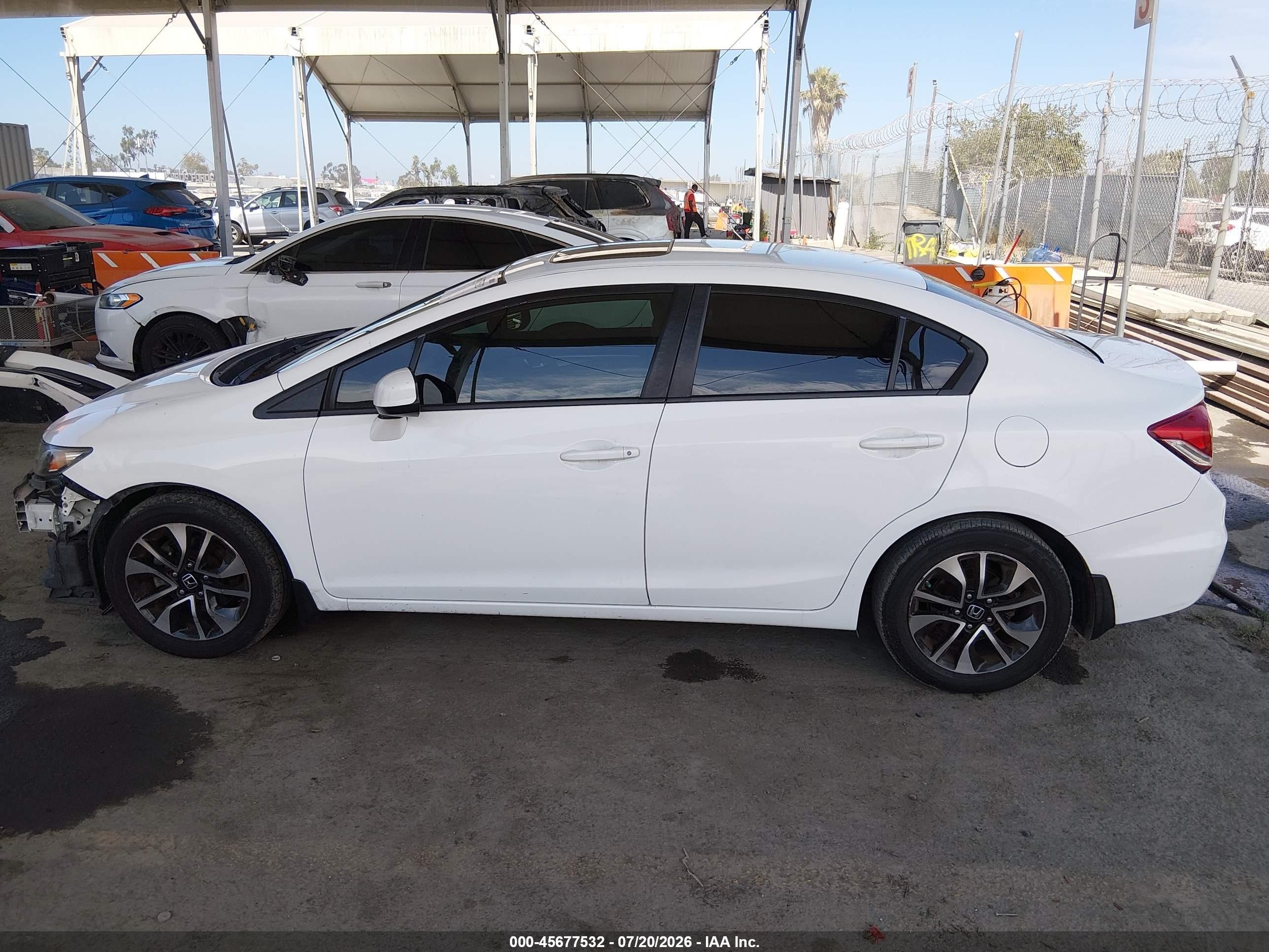 2013 Honda Civic Ex White vin: 19XFB2F89DE244420