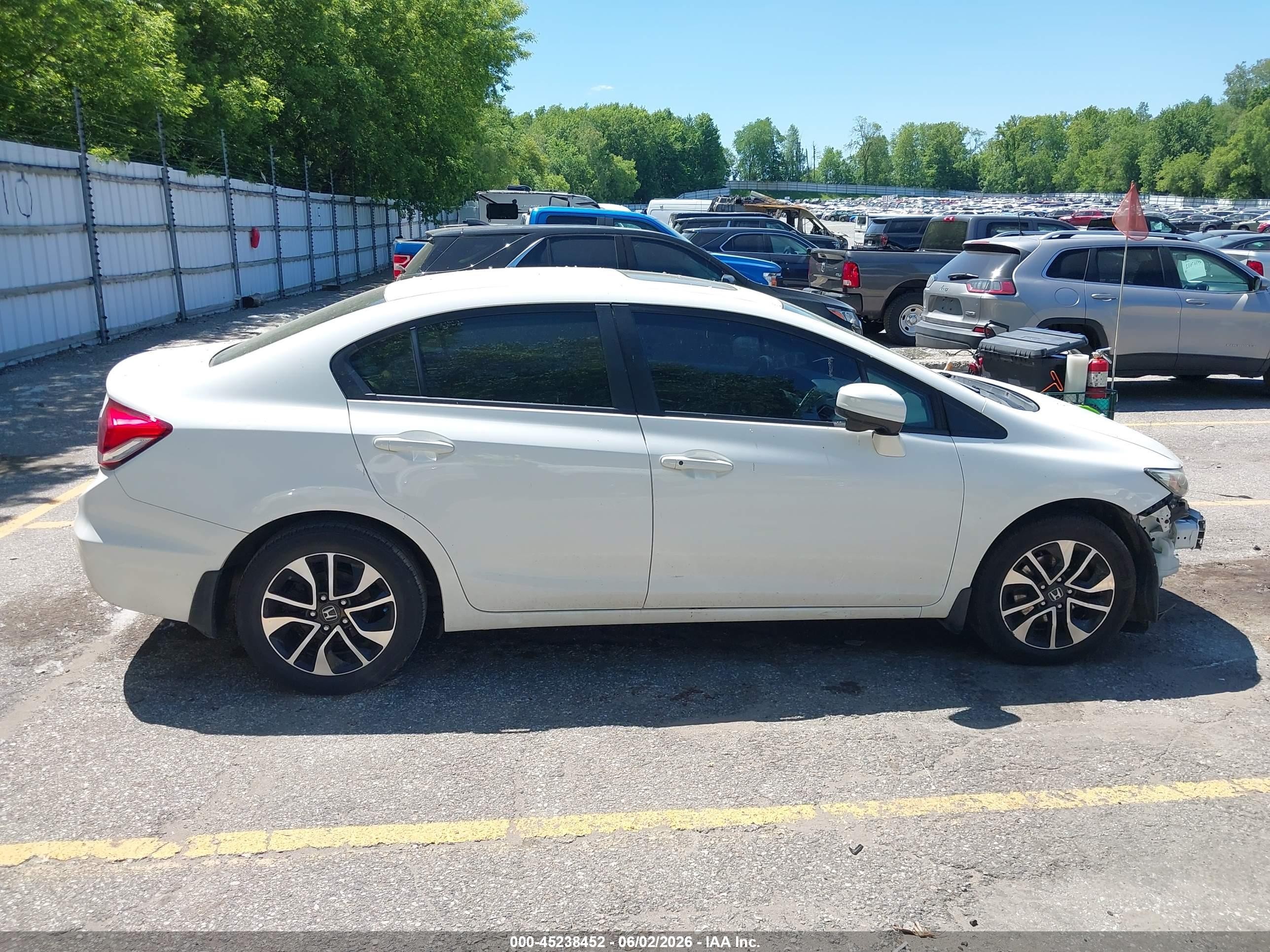 2014 Honda Civic Ex White vin: 19XFB2F8XEE000177