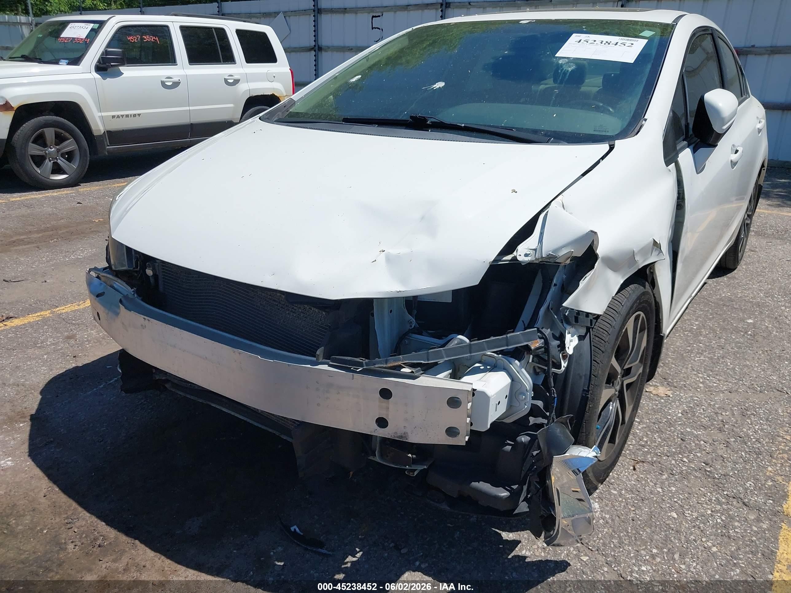 2014 Honda Civic Ex White vin: 19XFB2F8XEE000177