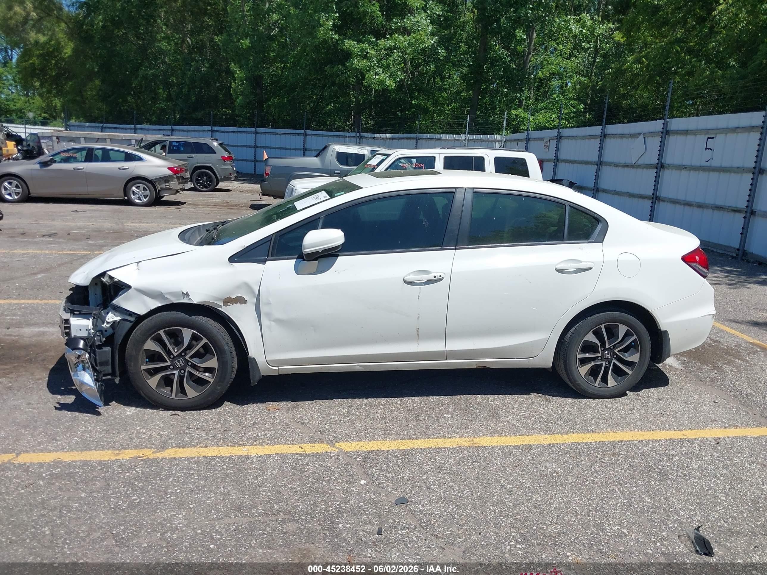 2014 Honda Civic Ex White vin: 19XFB2F8XEE000177