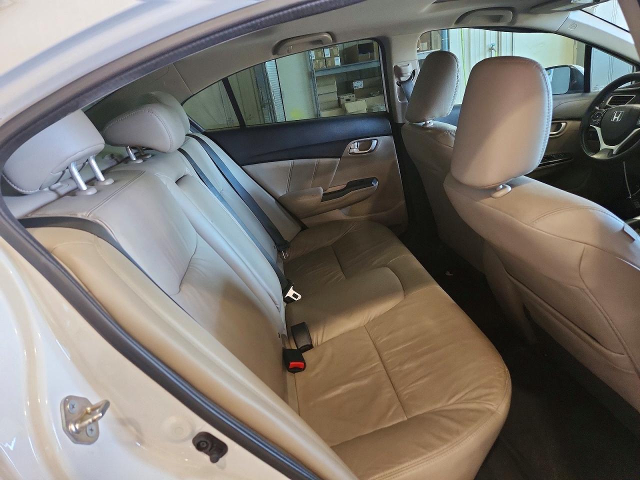 2014 Honda Civic Exl White vin: 19XFB2F90EE044939