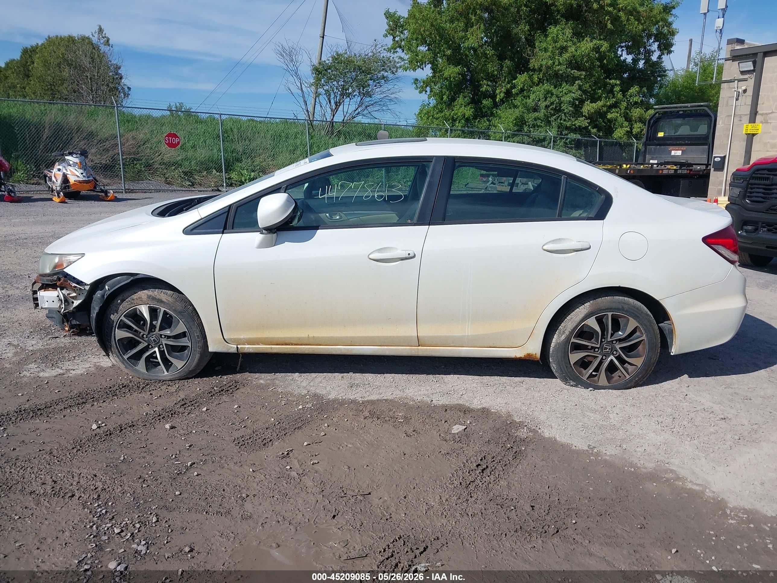 2013 Honda Civic Ex-l White vin: 19XFB2F91DE207015
