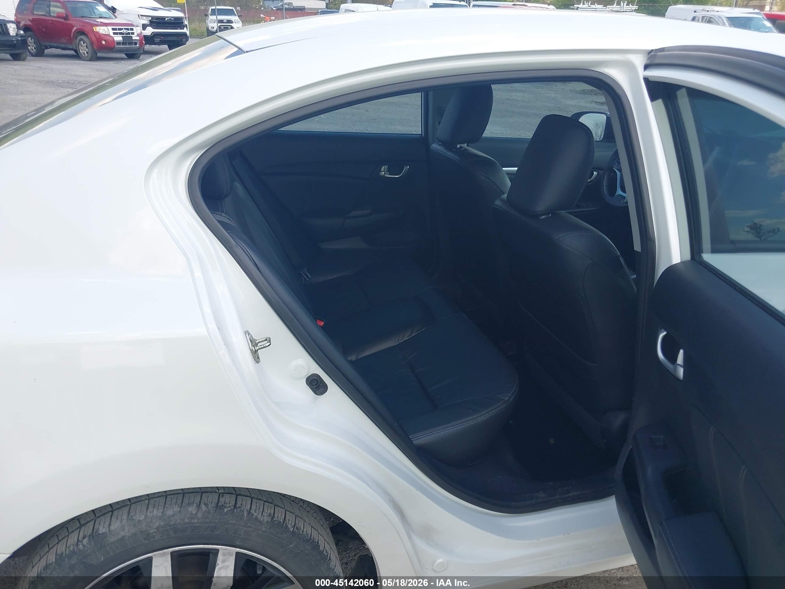 2014 Honda Civic Ex-l White vin: 19XFB2F91EE216041