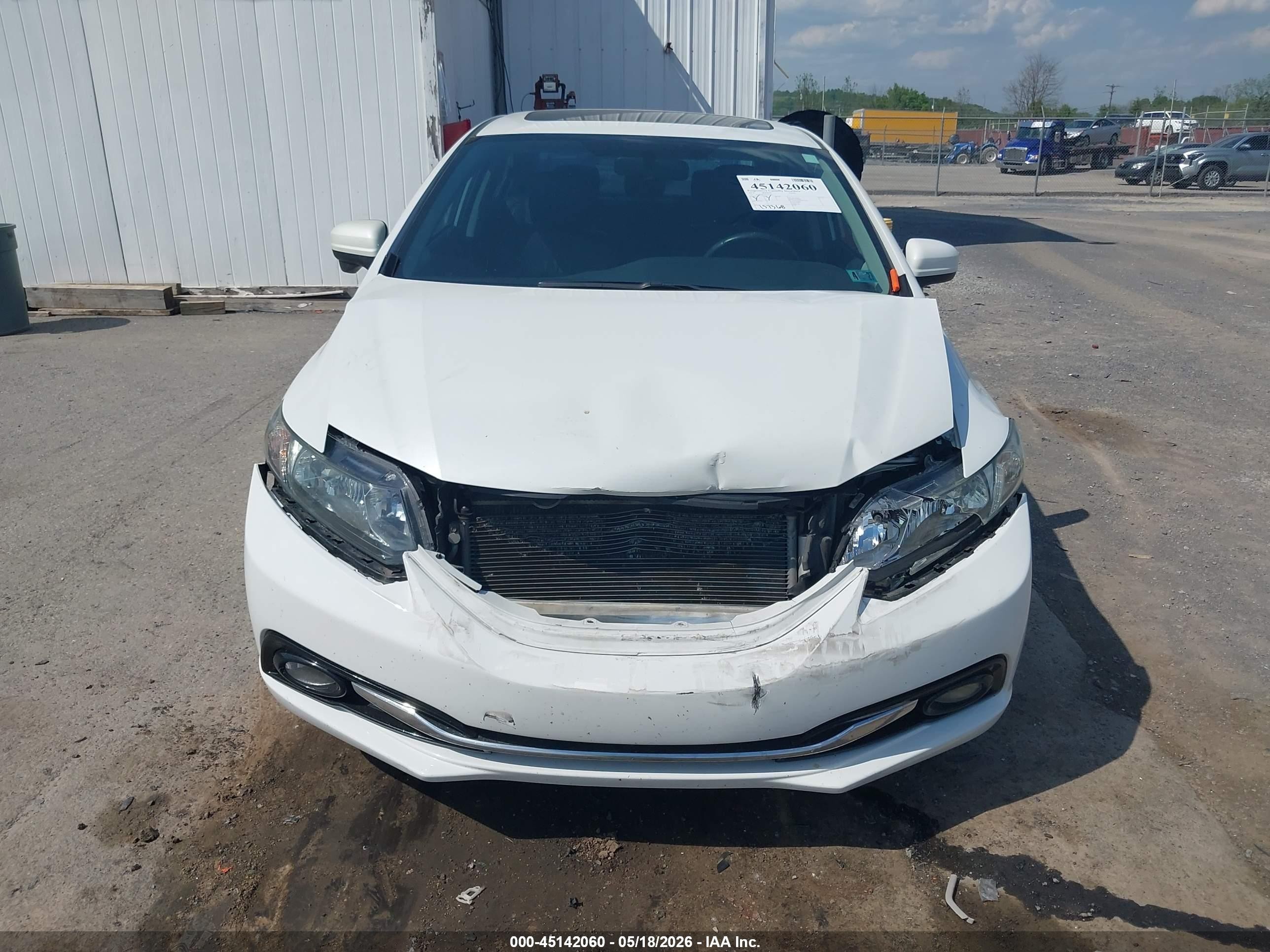 2014 Honda Civic Ex-l White vin: 19XFB2F91EE216041
