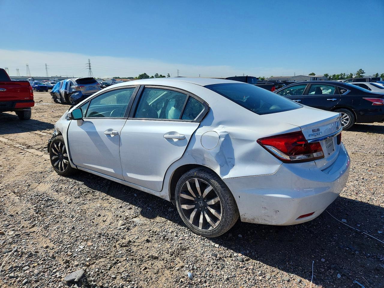 2015 Honda Civic White vin: 19XFB2F91FE013880